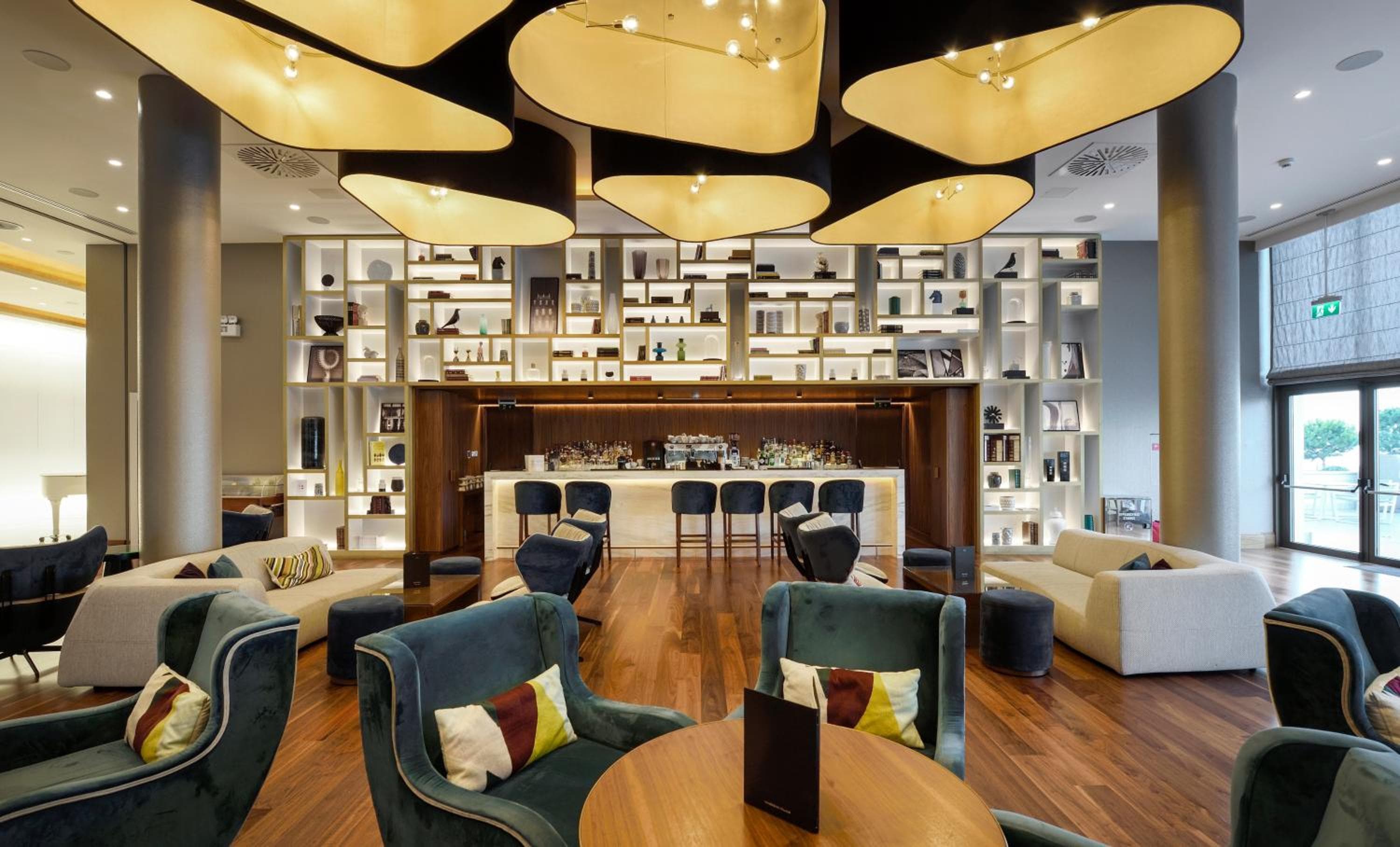 Makedonia Palace