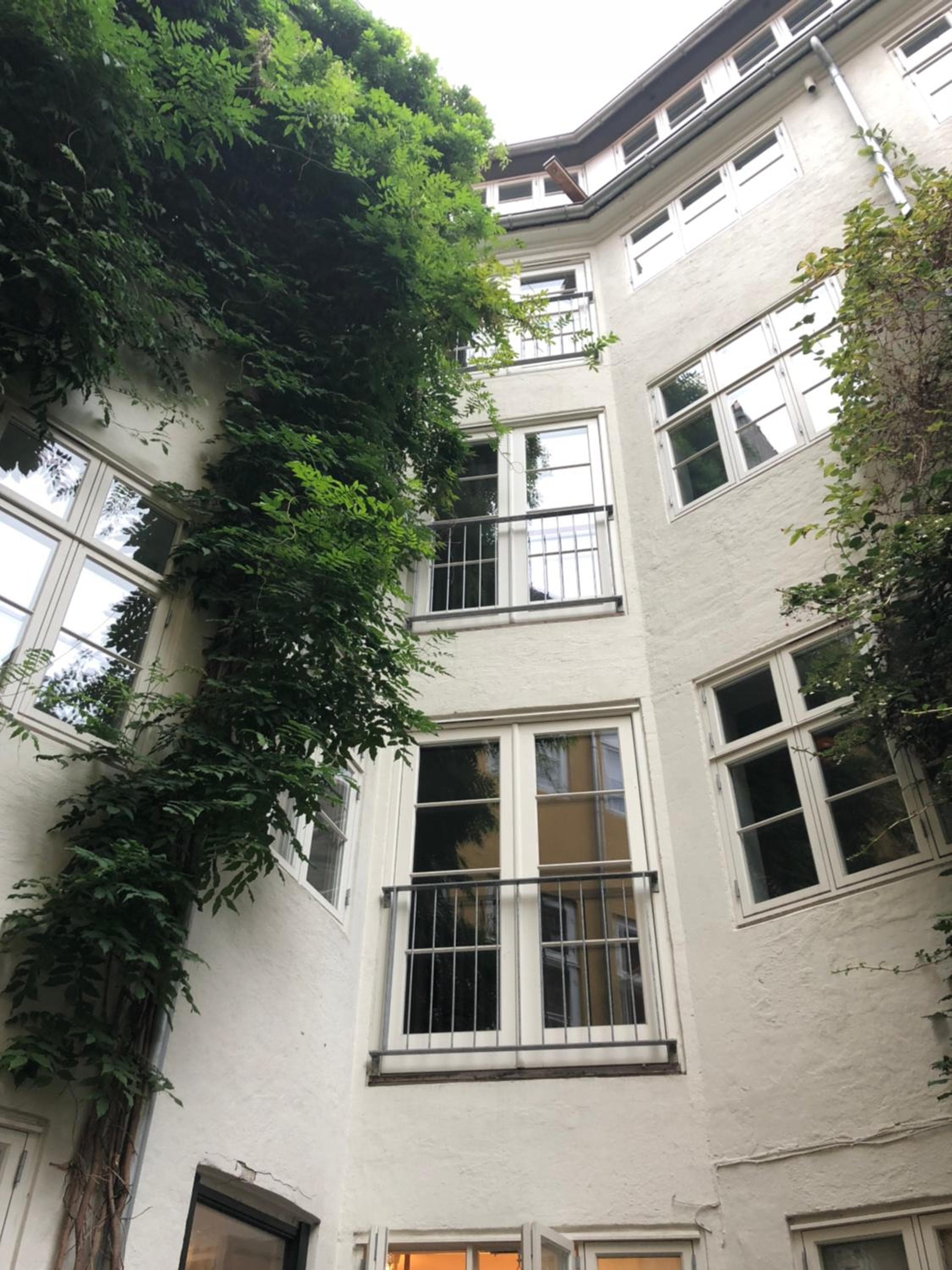 K10 Apartments
