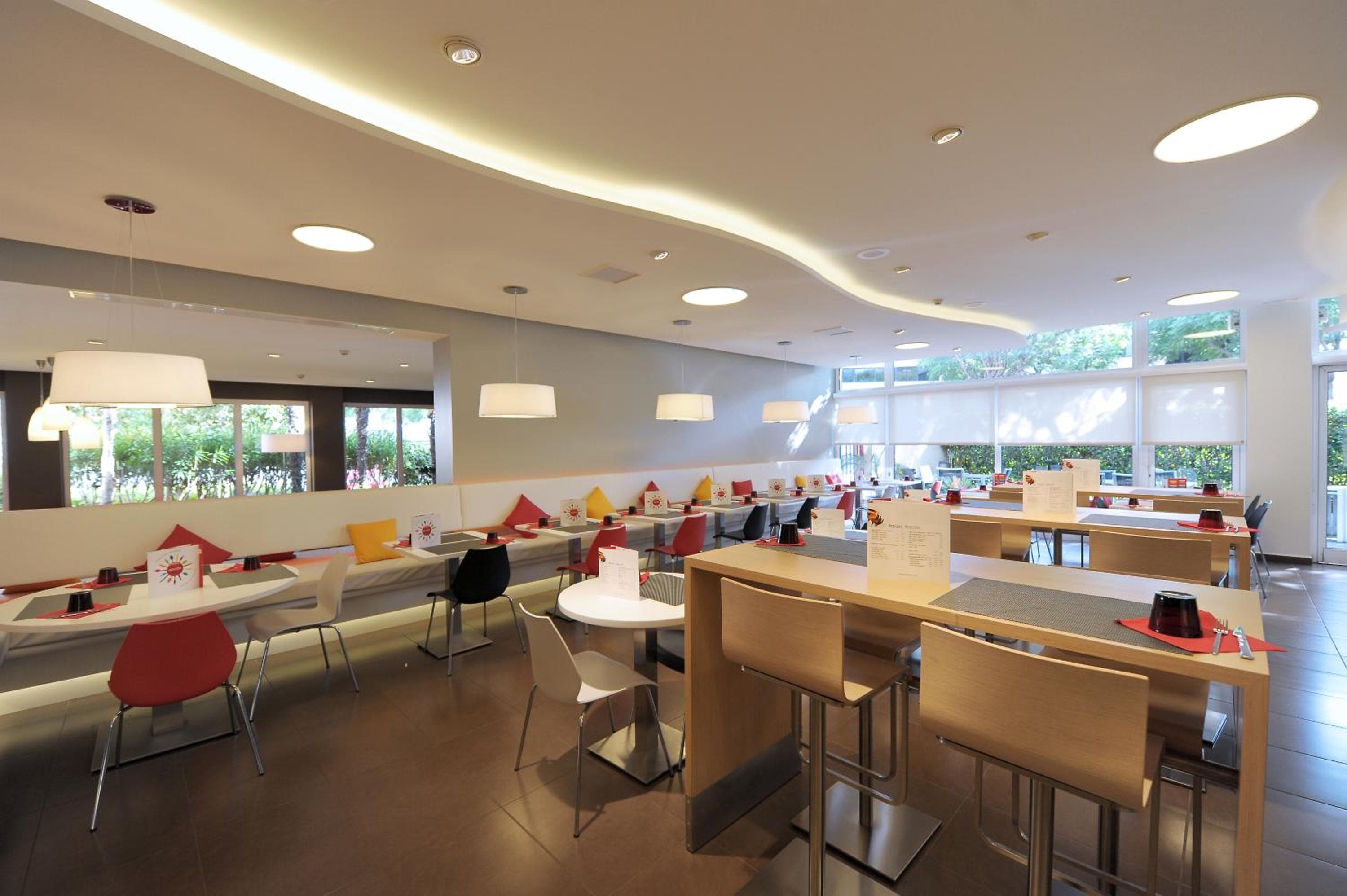 Ibis Cornella