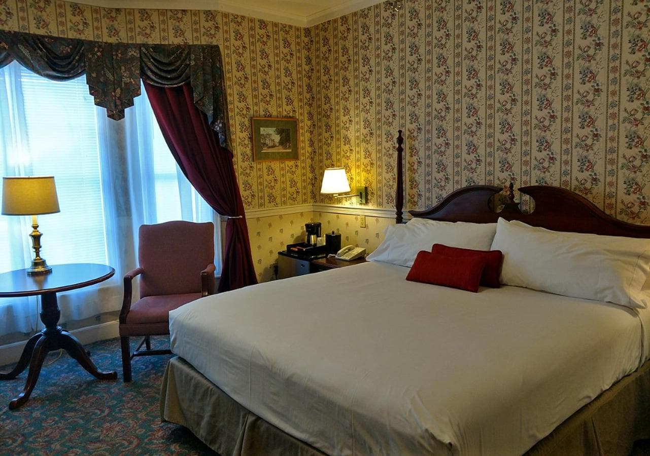 Thayers Inn