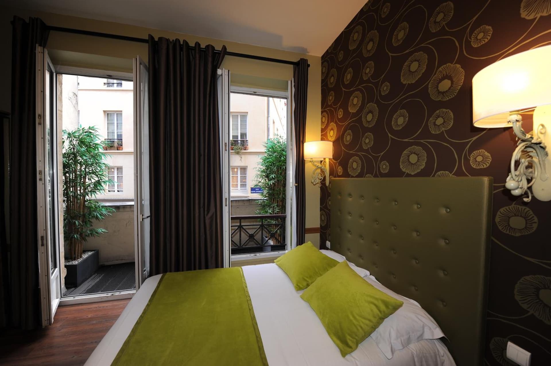 hotel room