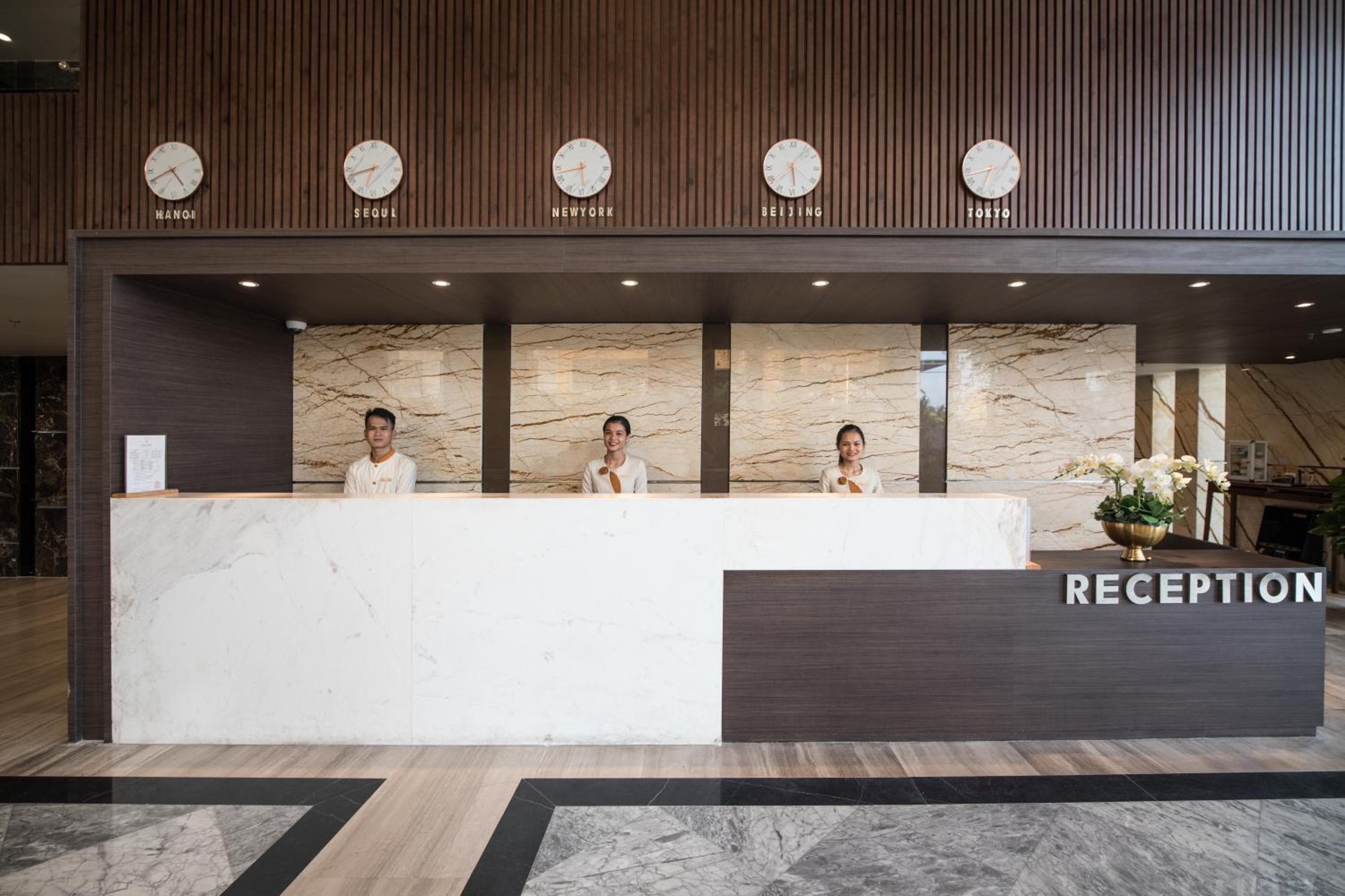 HAIAN Beach Hotel & Spa