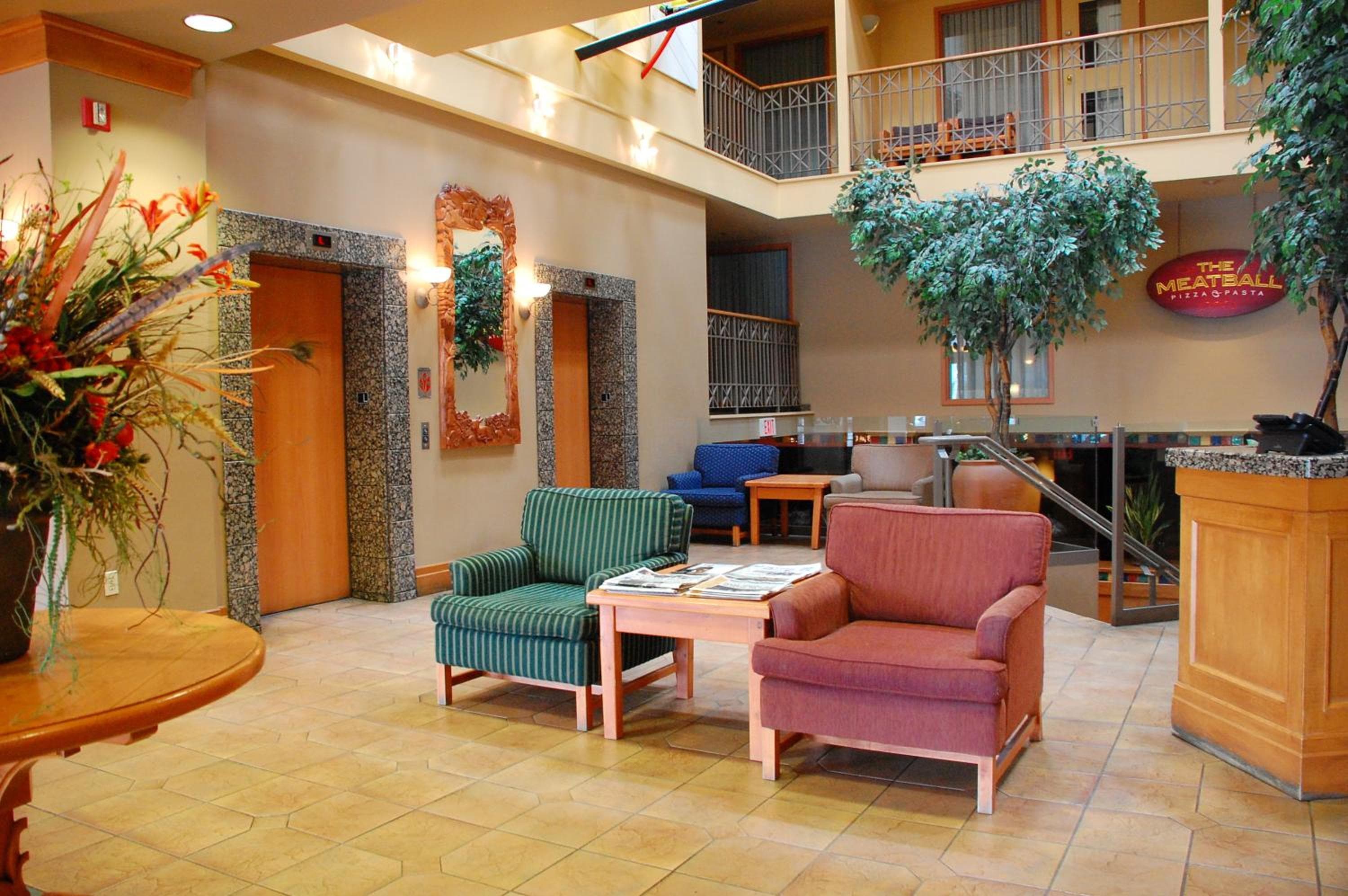 Banff Ptarmigan Inn