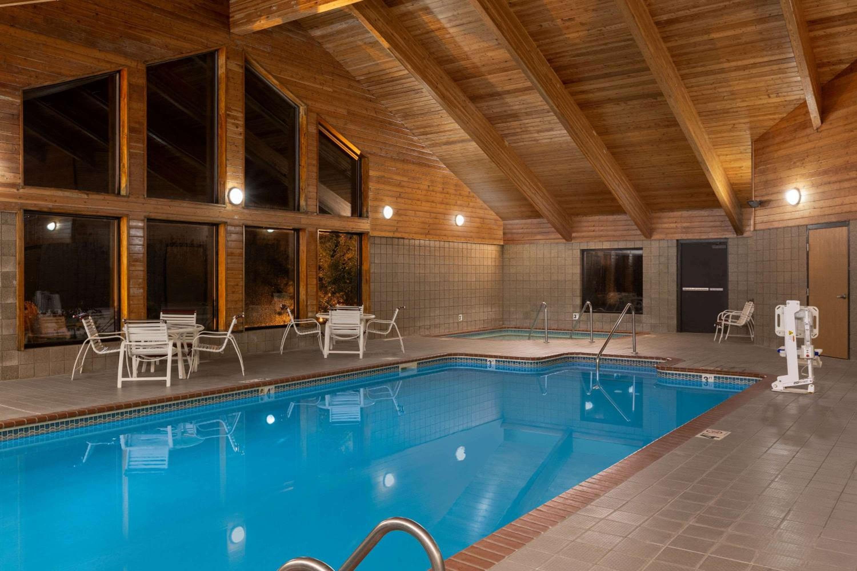 Baymont by Wyndham Coralville