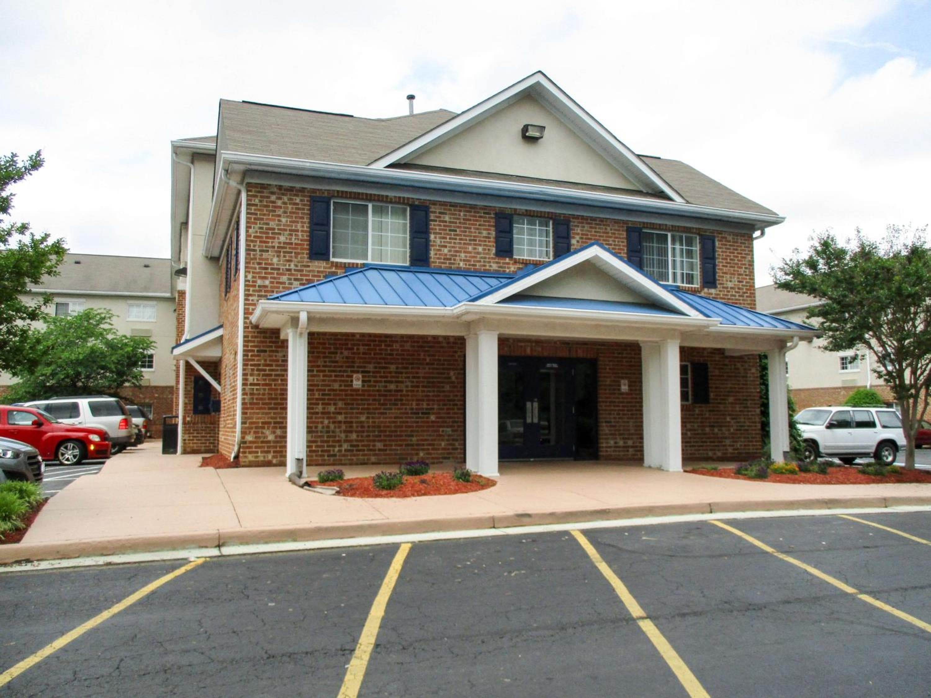 Studio 6 Extended Stay - Richmond, VA - I-64 West