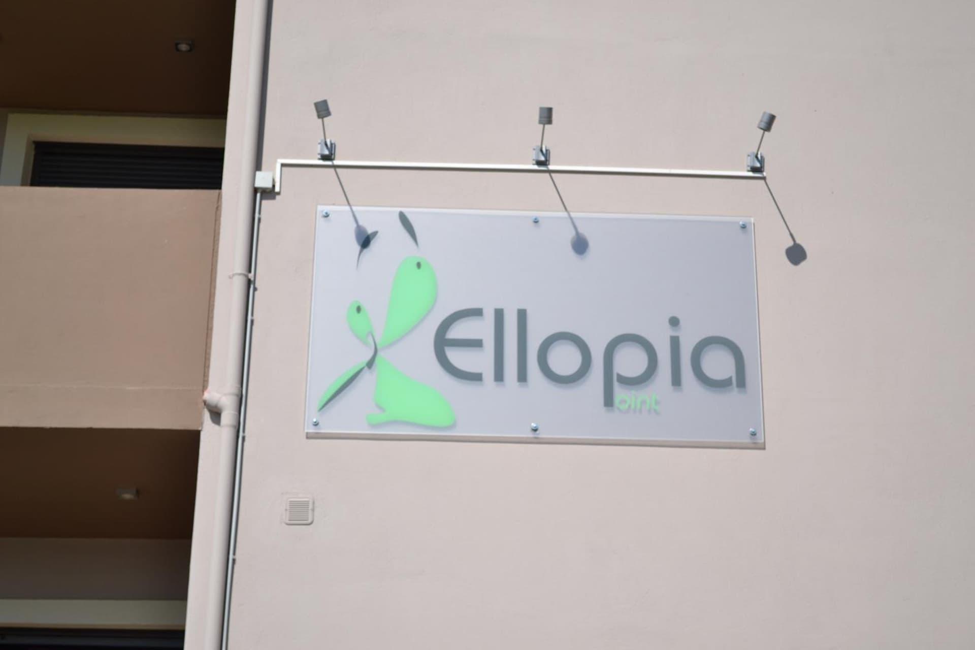 Ellopia Point Hotel