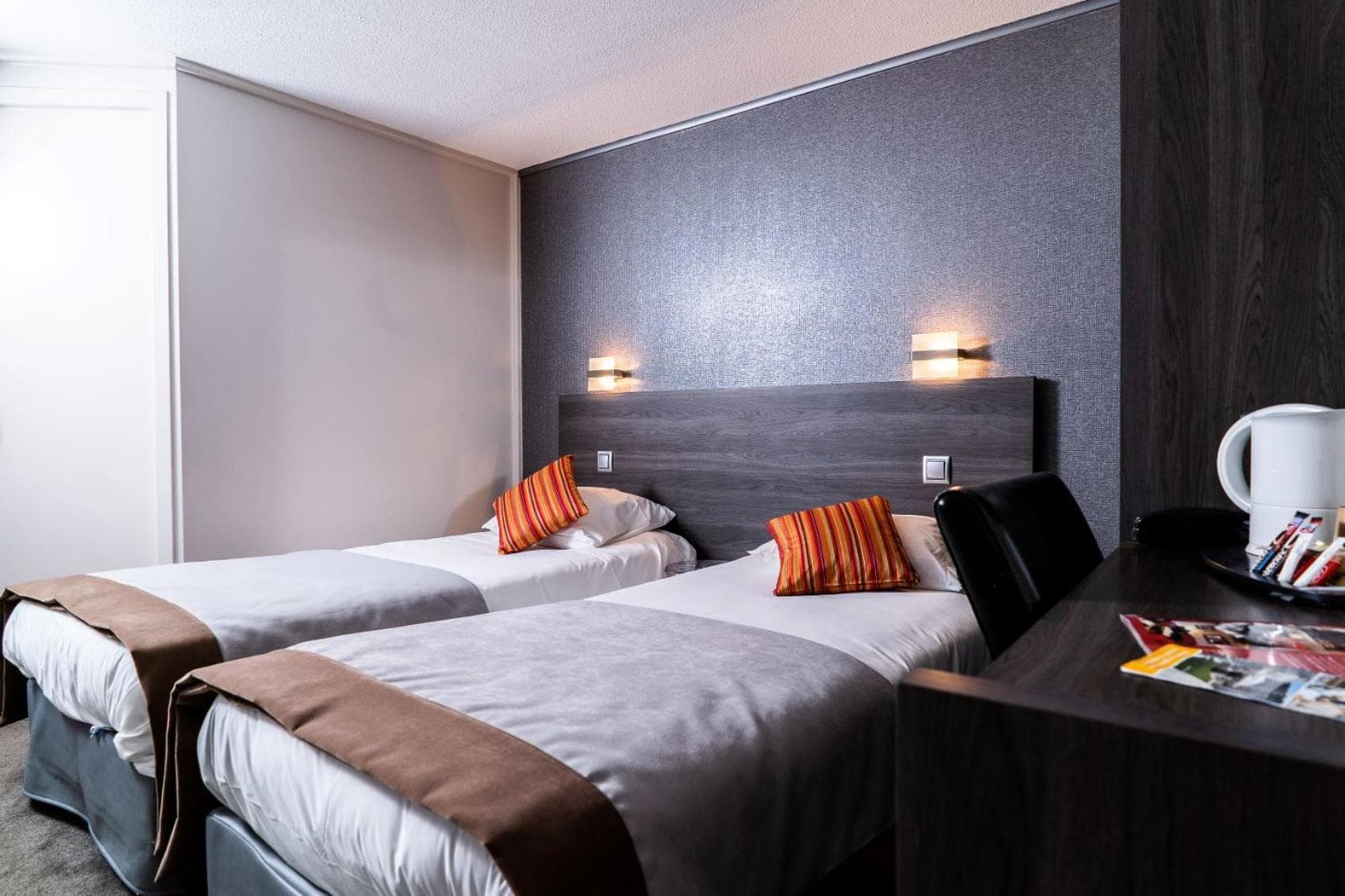 Brit Hotel Confort Orly Morangis