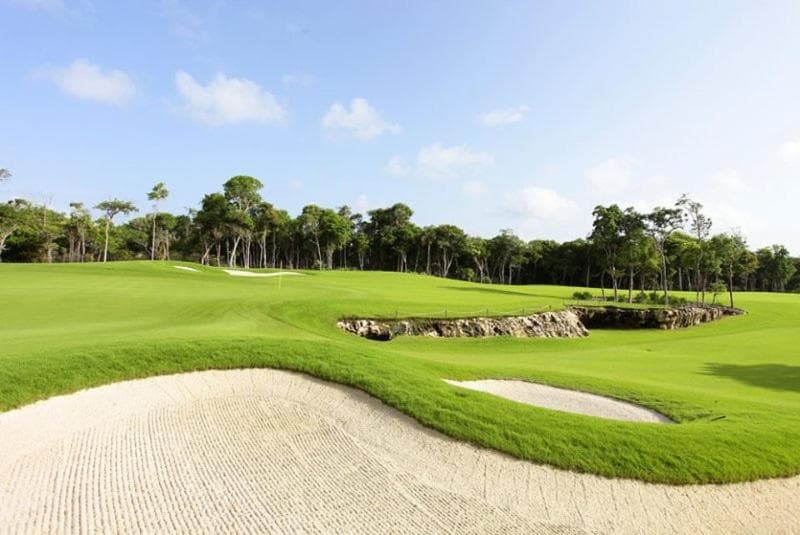 Bahia Principe & Golf Residences (Terrazas Condo)