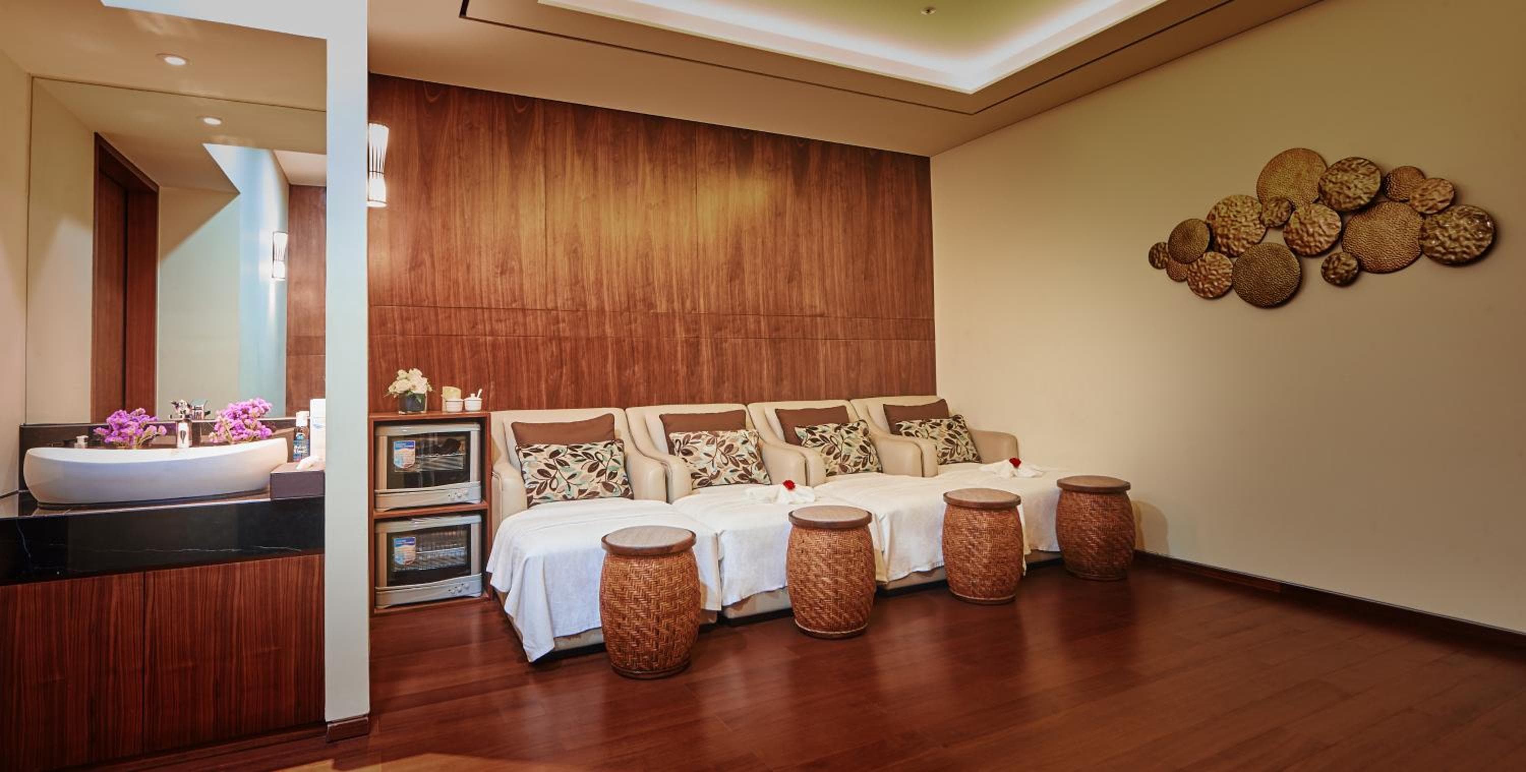 Lotte Hotel Saigon