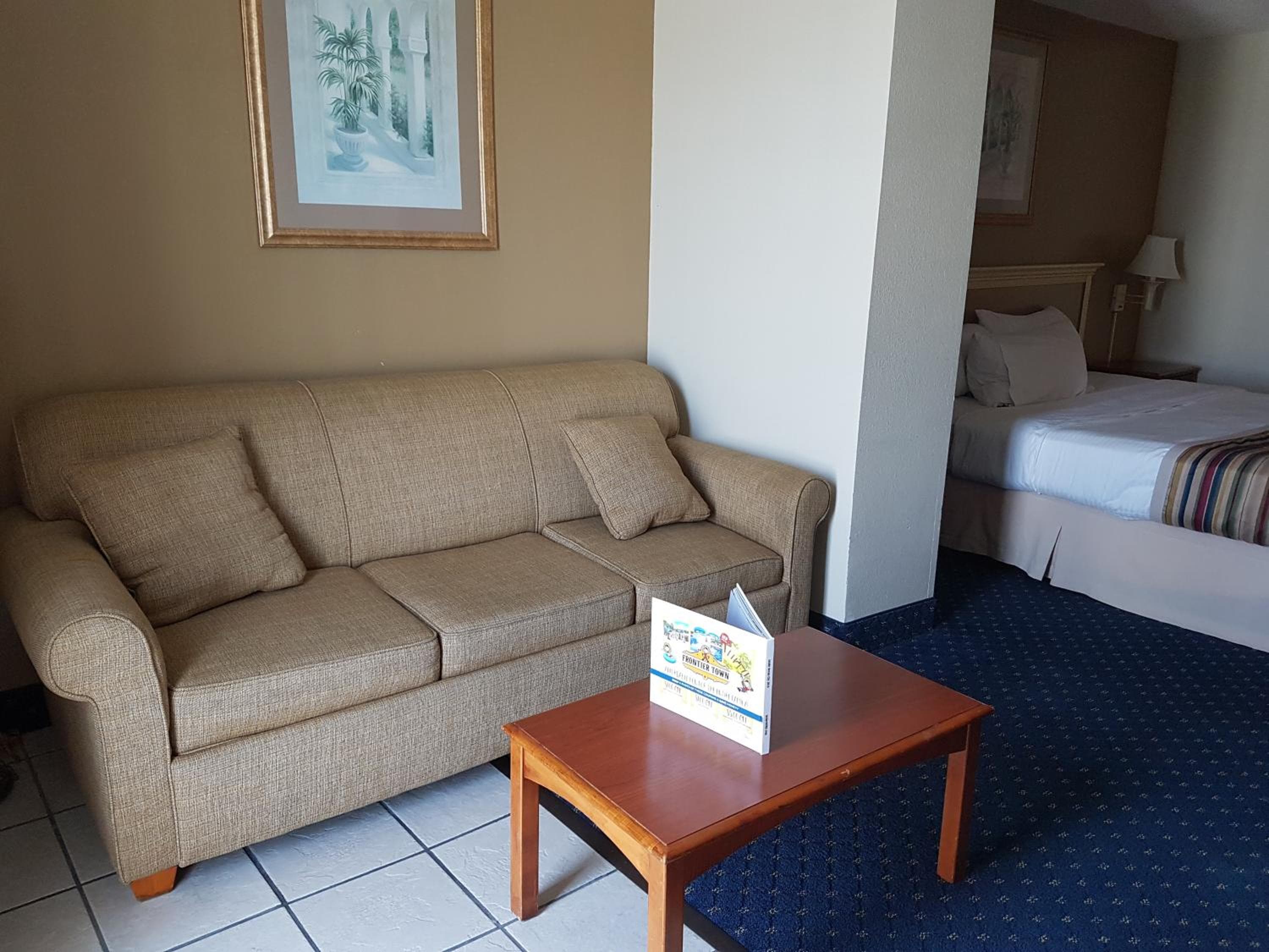 Paradise Plaza Inn