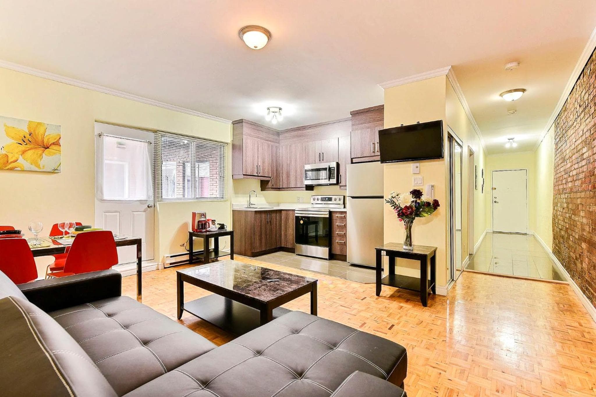 APARTMENT HOTEL ST-DENIS