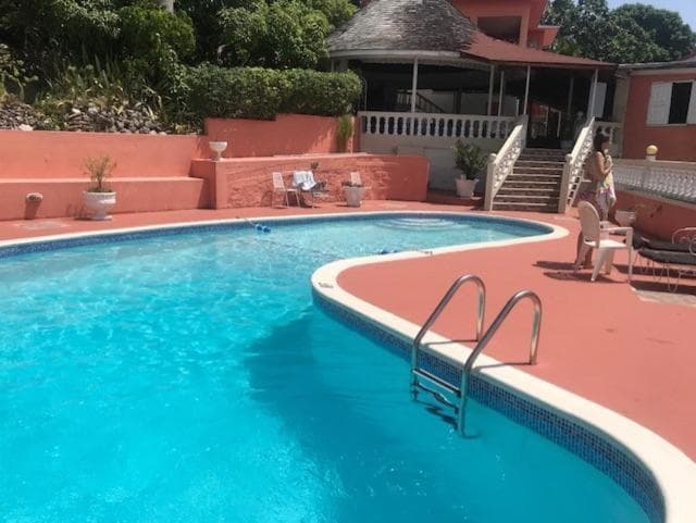 Verney House Resort