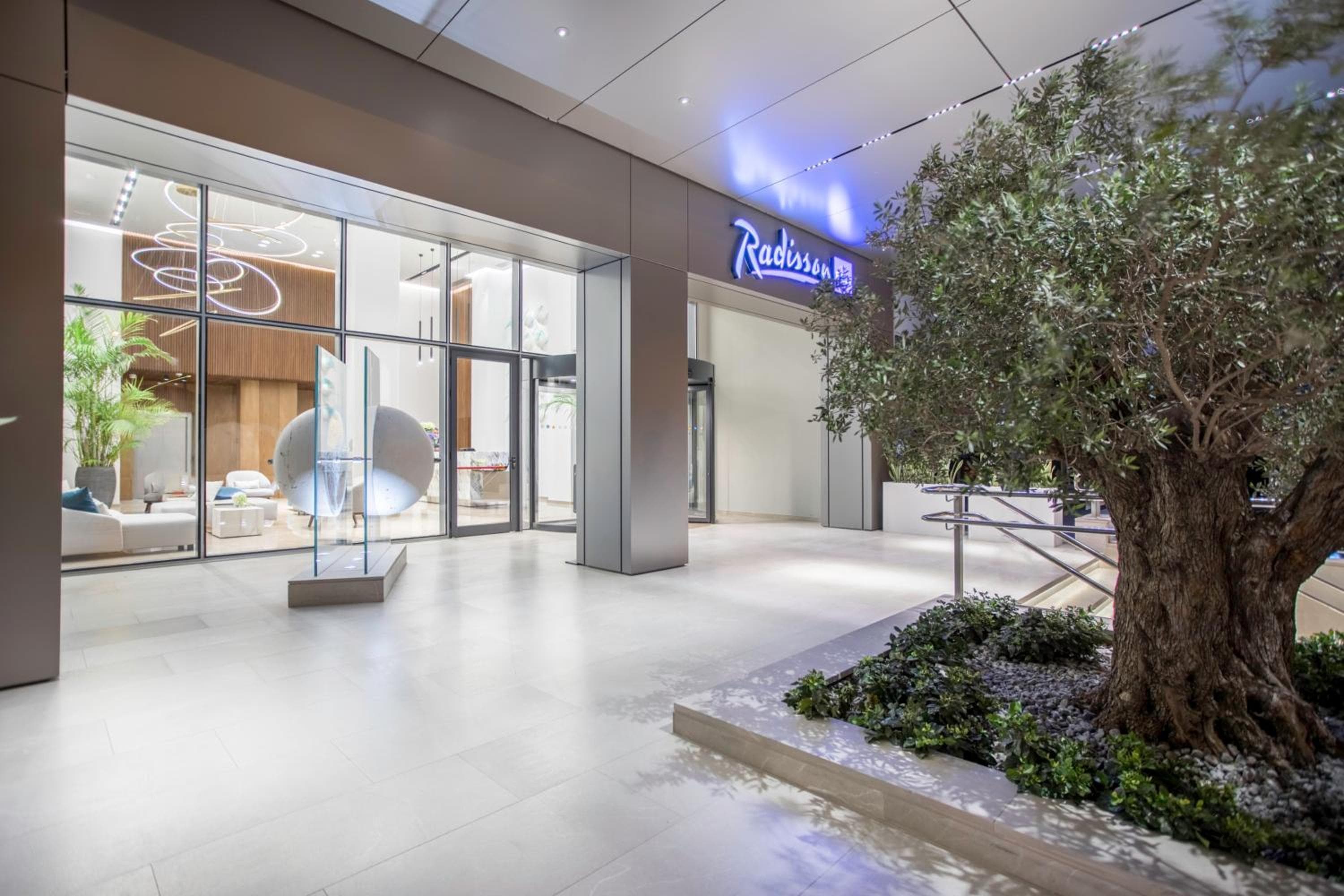 Radisson Blu Hotel, Larnaca