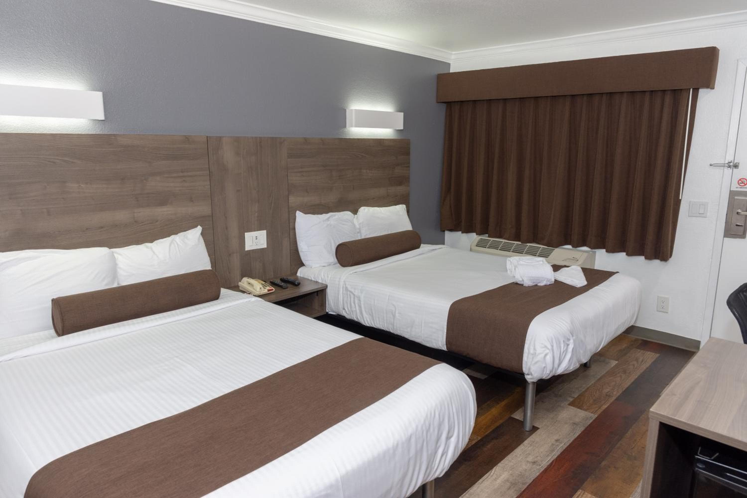 Value Inn Bellflower