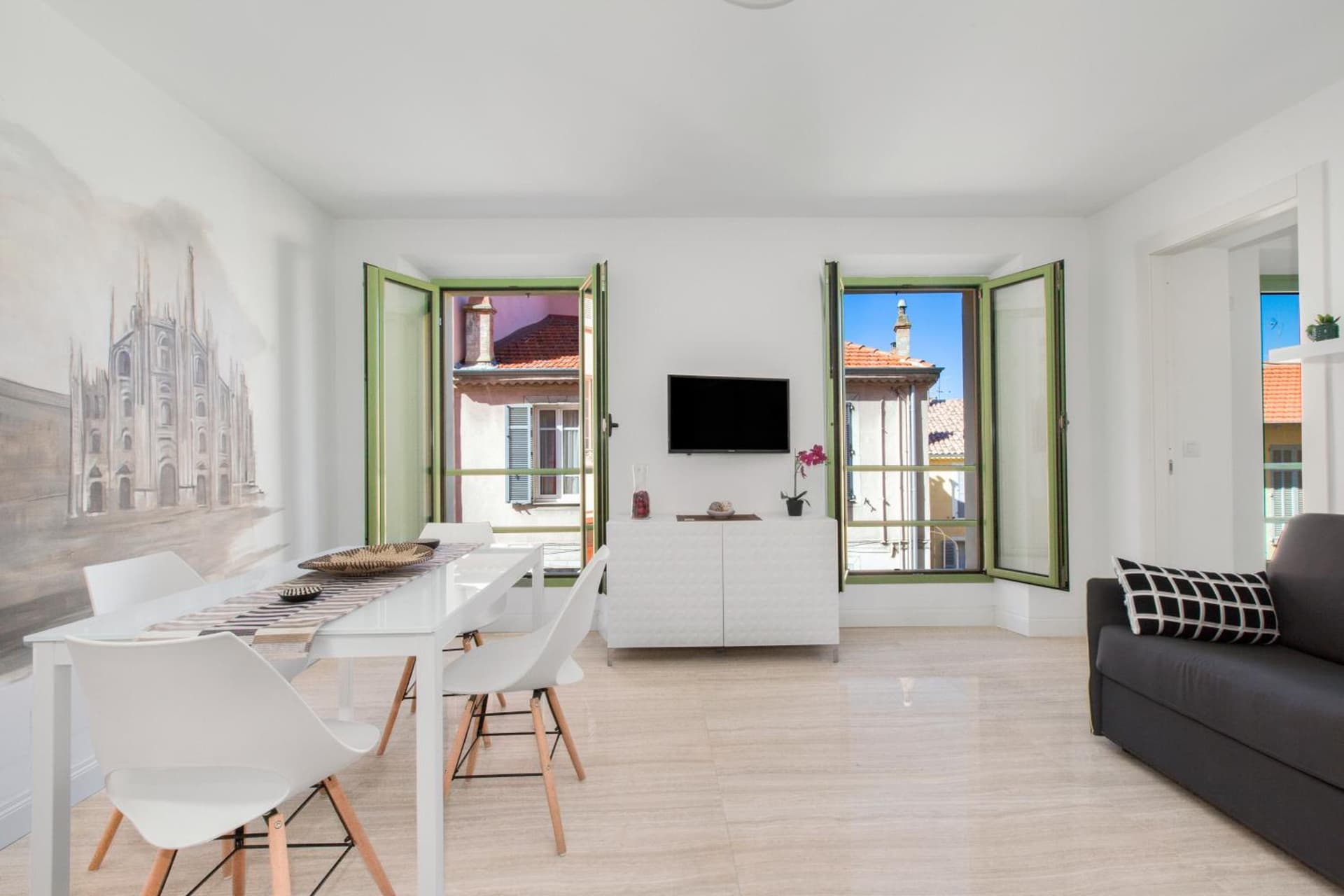 Cannes Old Town Suites