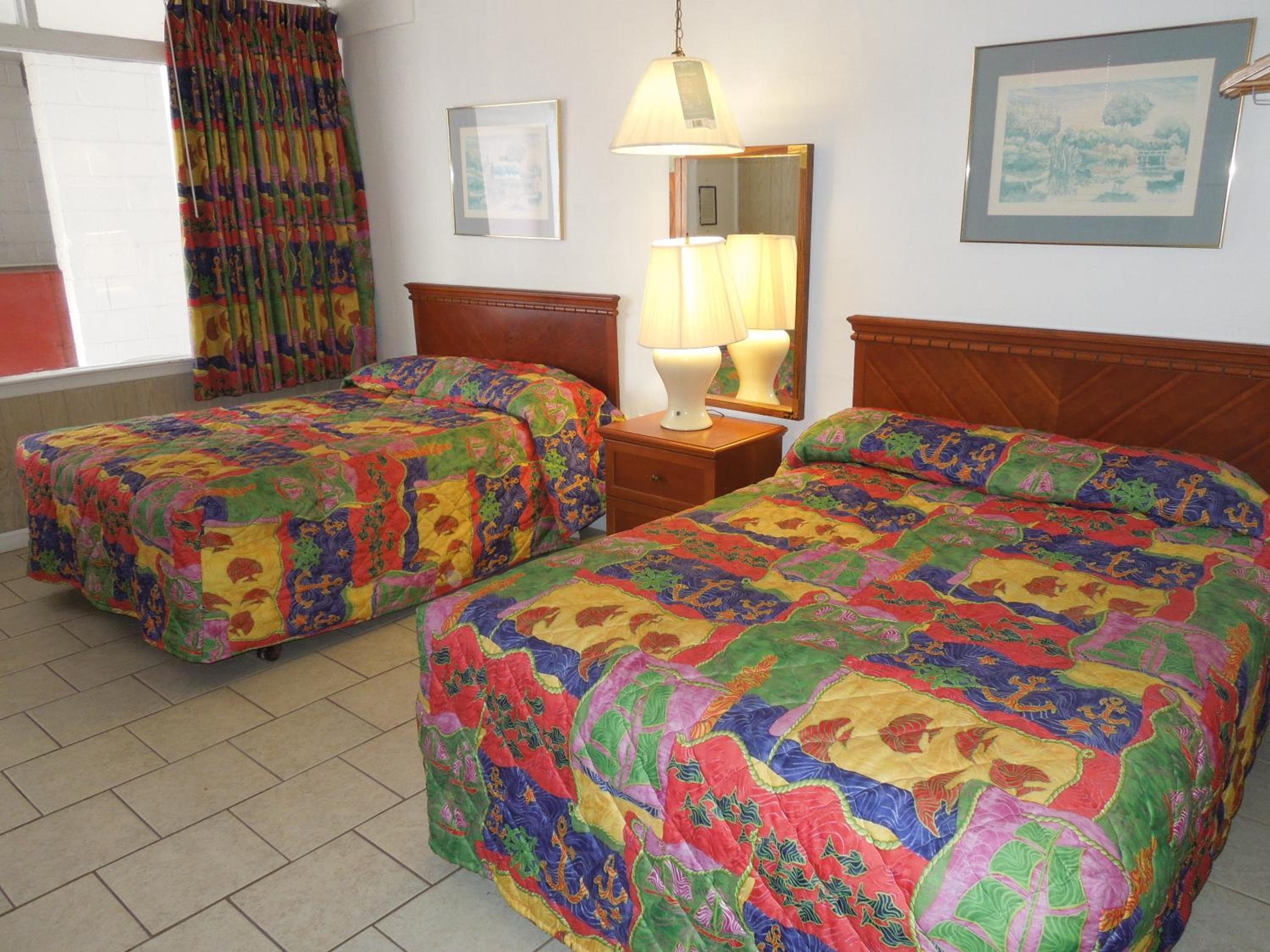 Skylark Resort Motel