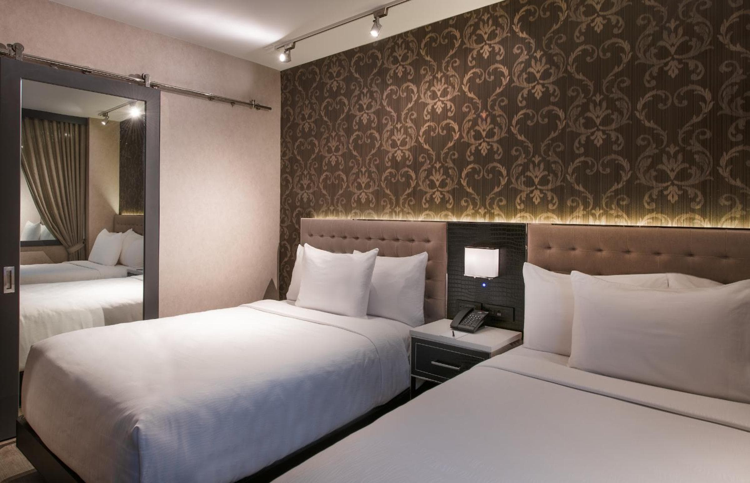 Aliz Hotel Times Square