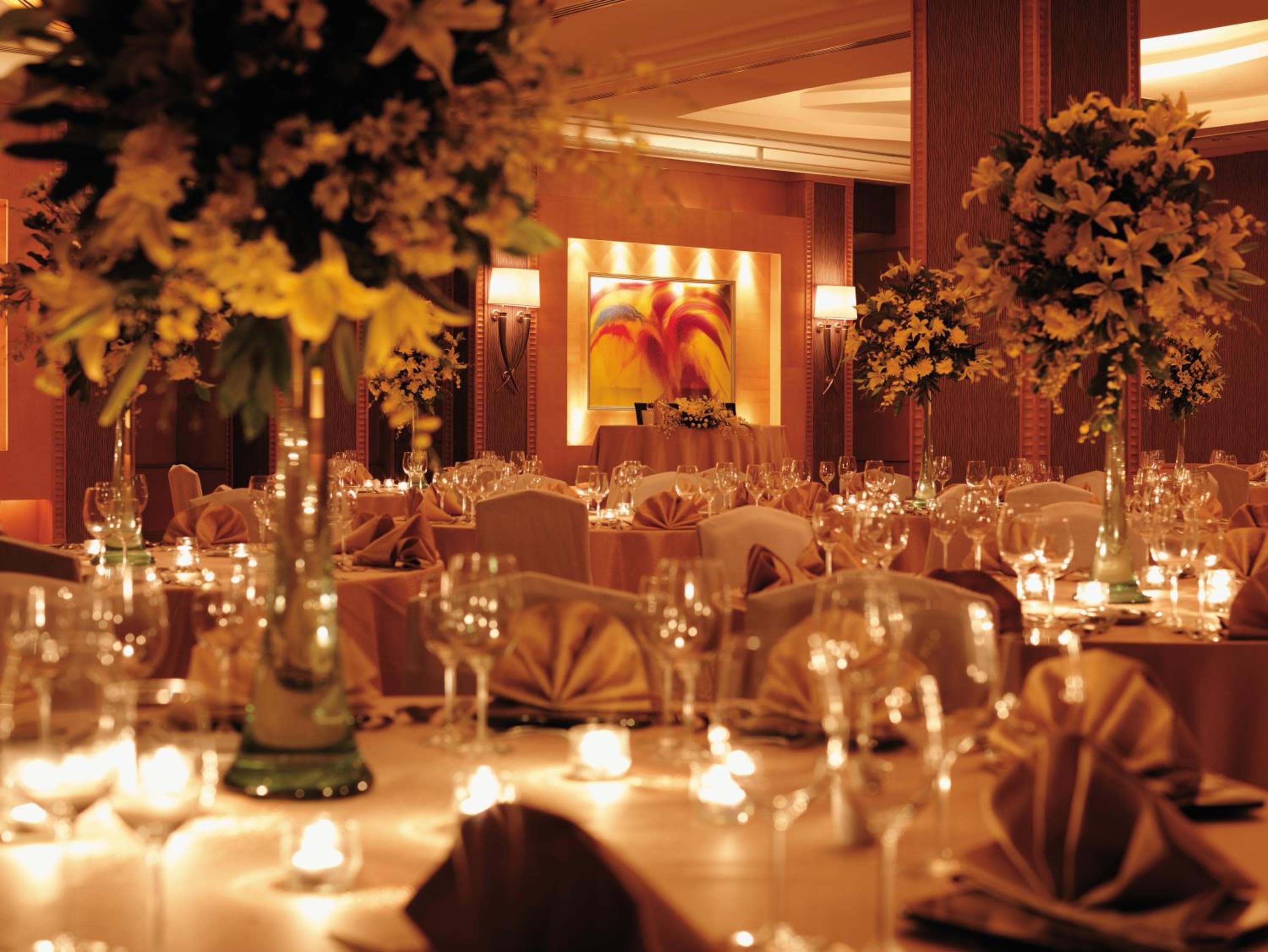 Makati Shangri-La, Manila