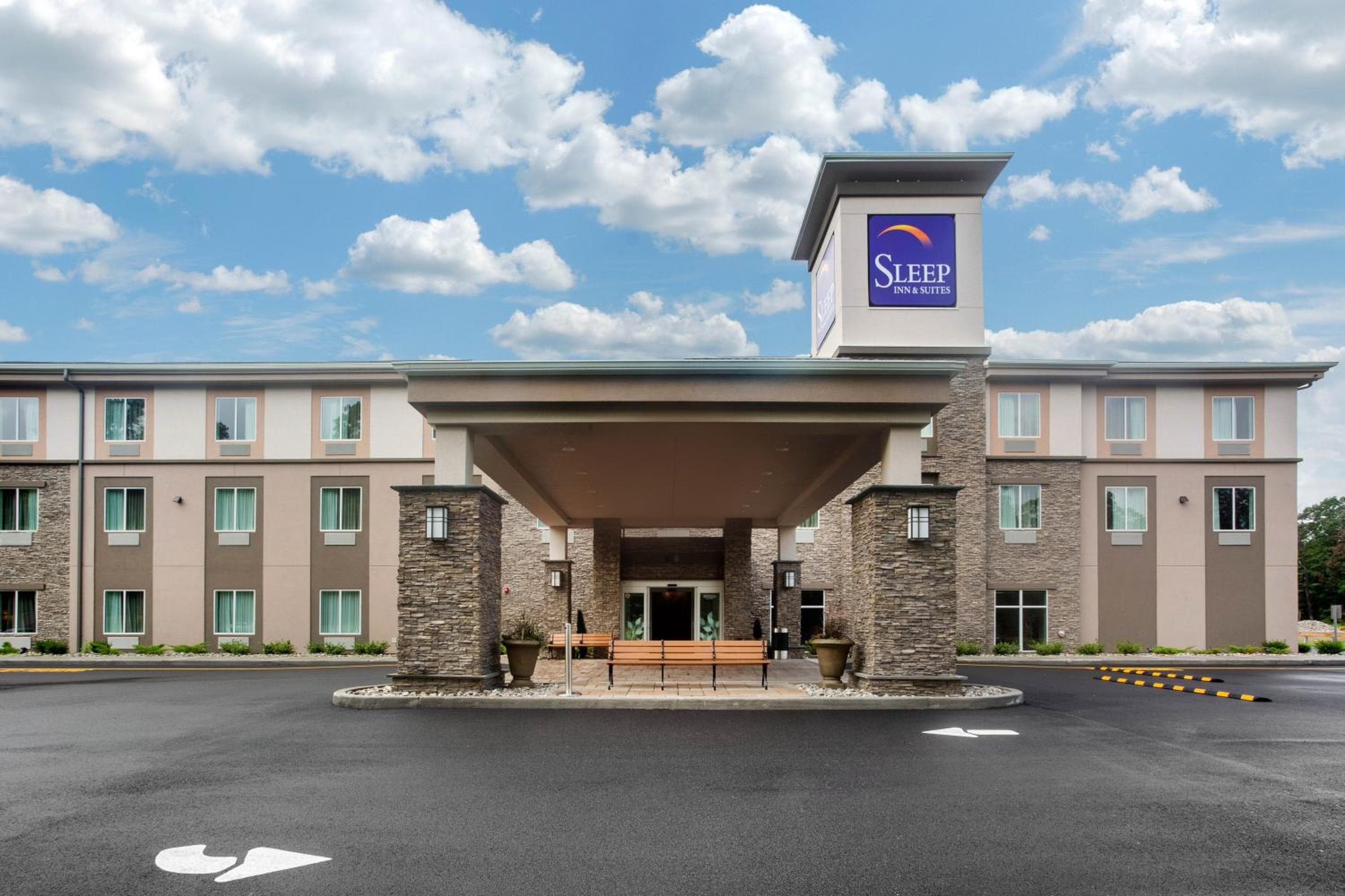 Sleep Inn & Suites Monroe - Woodbury
