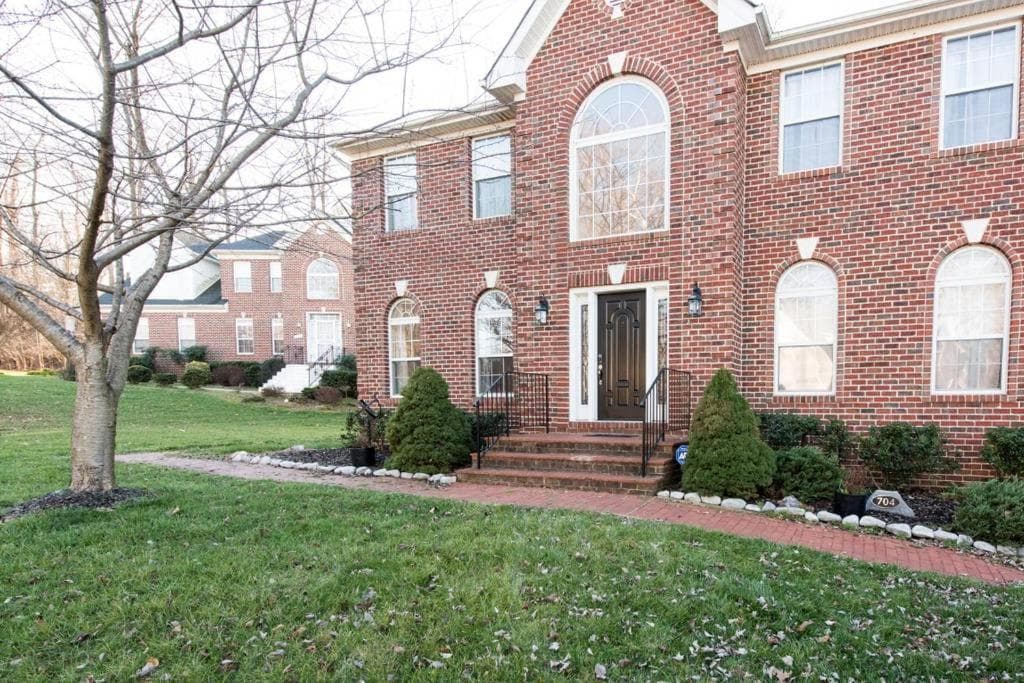 Superb Basement close to the Gaylord MGM Outlets National Harbor