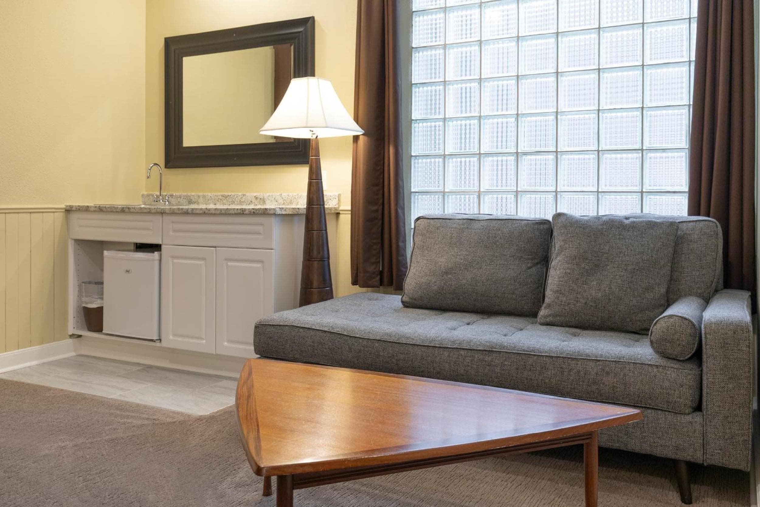 Banff Boutique Inn - Adults only