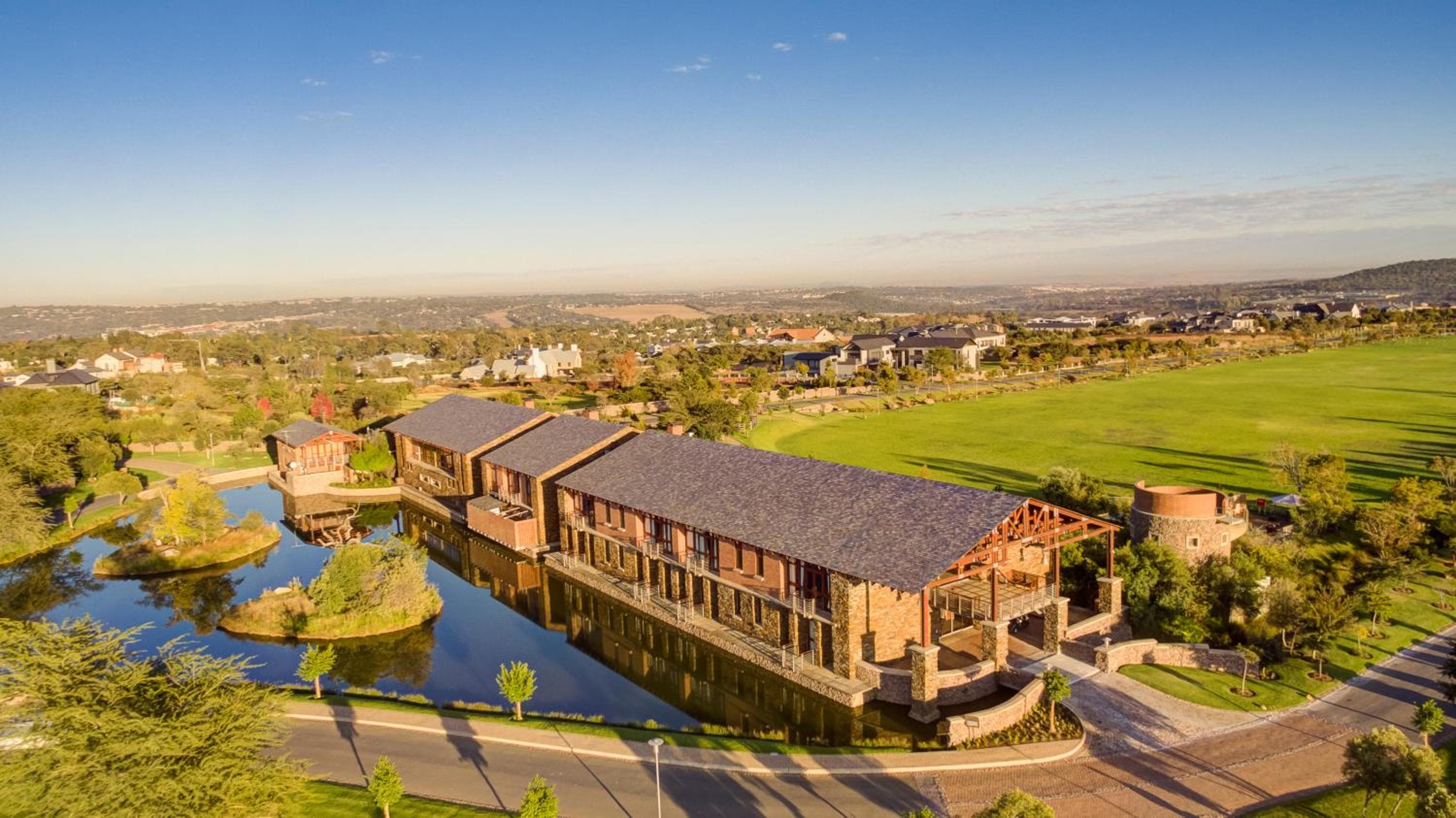 Riboville Boutique Hotel And Restaurant
