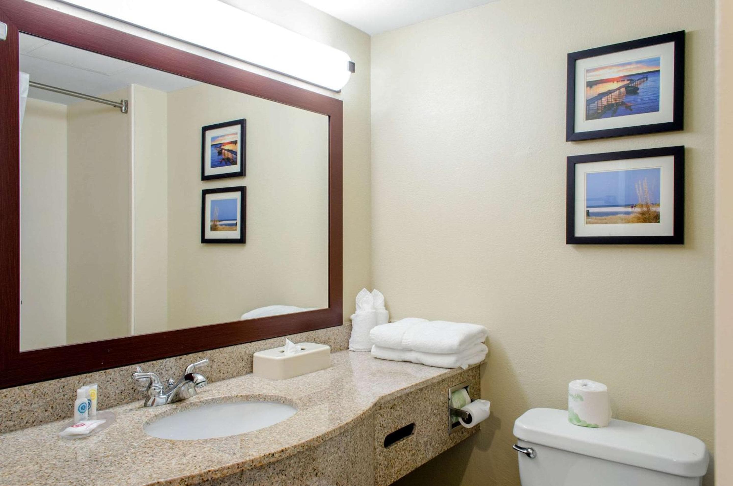 Comfort Inn & Suites Biloxi-D'Iberville