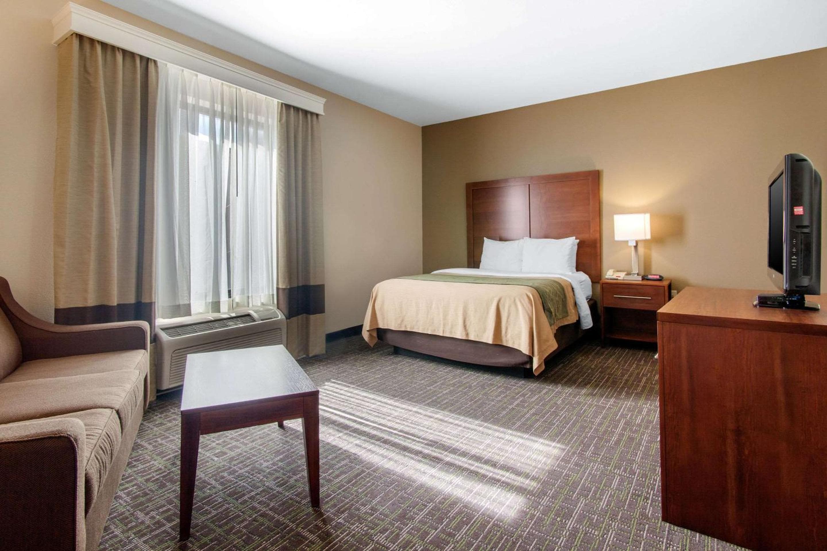 Comfort Inn & Suites Norman near University