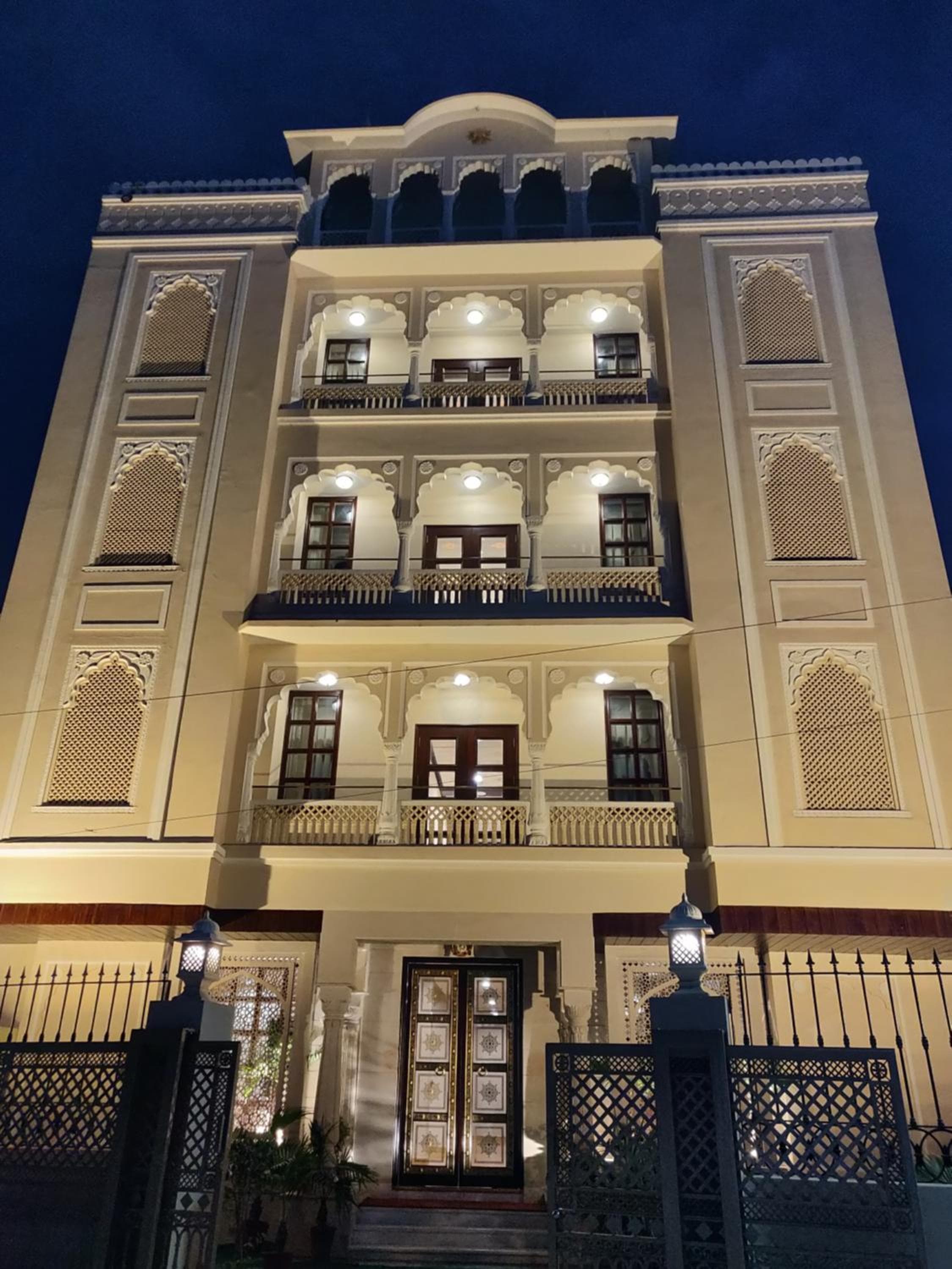 Laxmi Palace Heritage Boutique Hotel