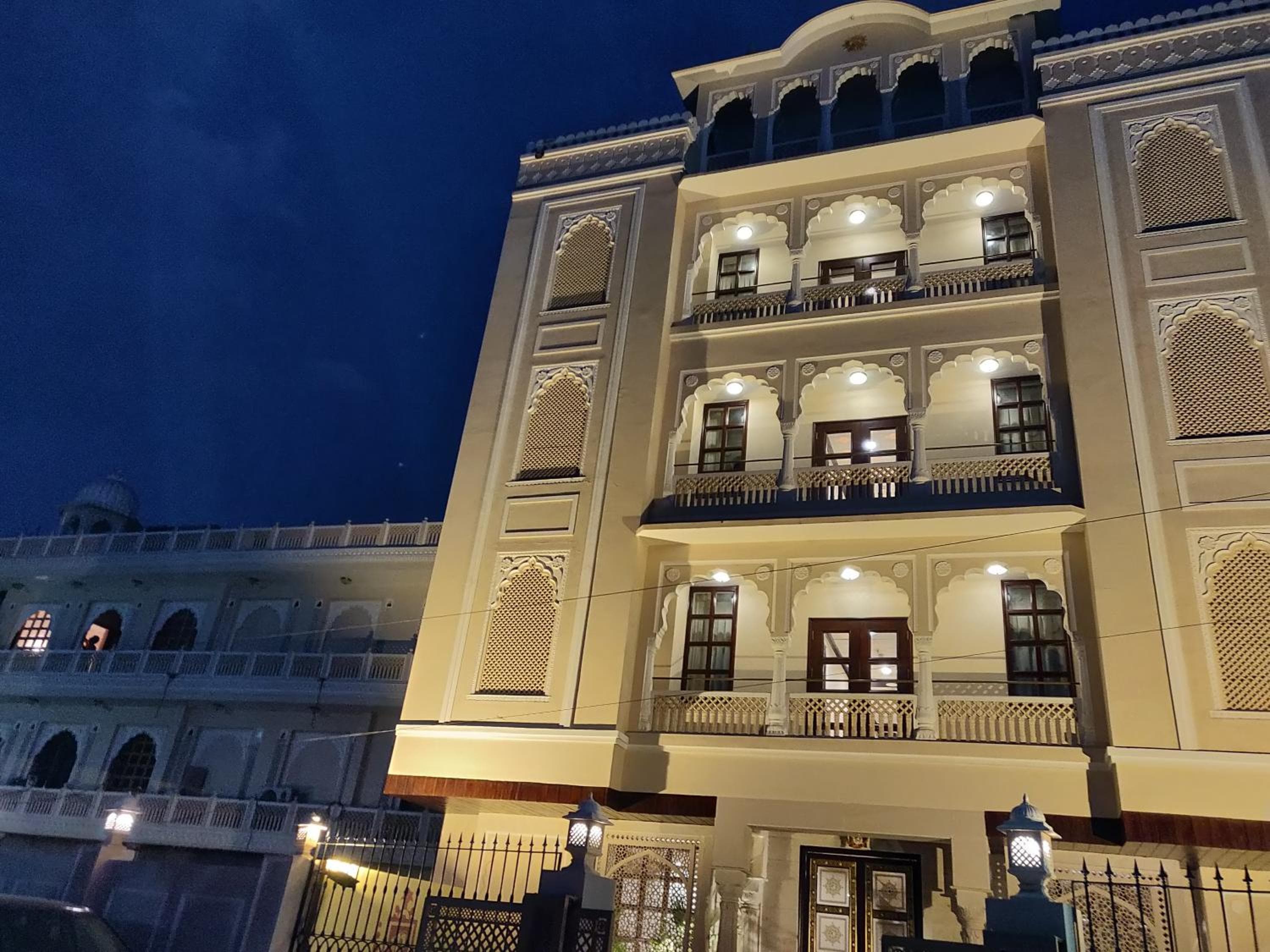 Laxmi Palace Heritage Boutique Hotel