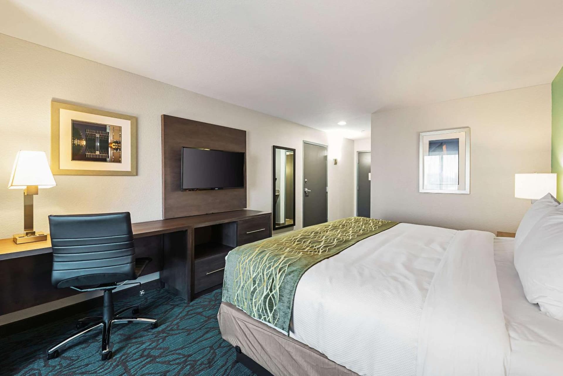 Comfort Inn & Suites Oklahoma City near Bricktown
