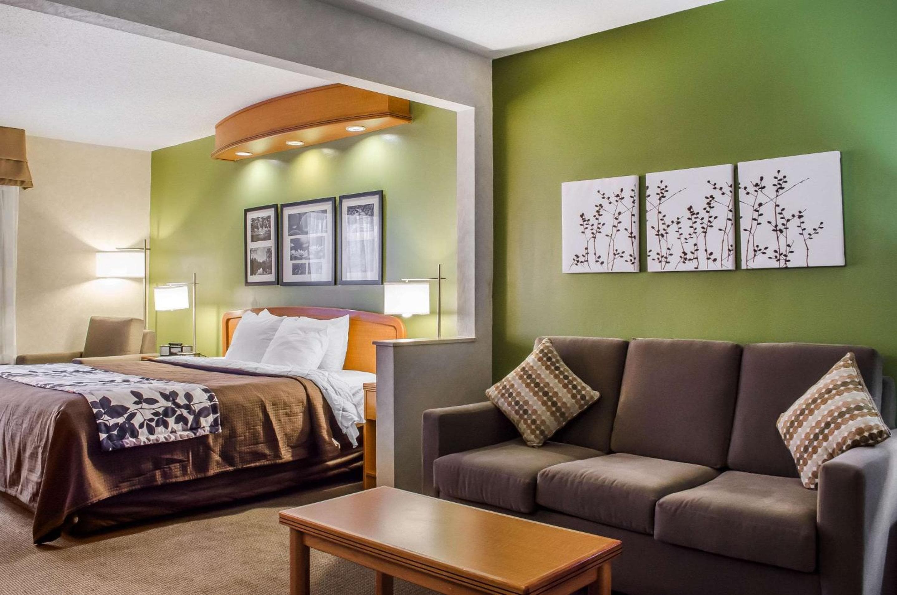 Sleep Inn & Suites Bensalem