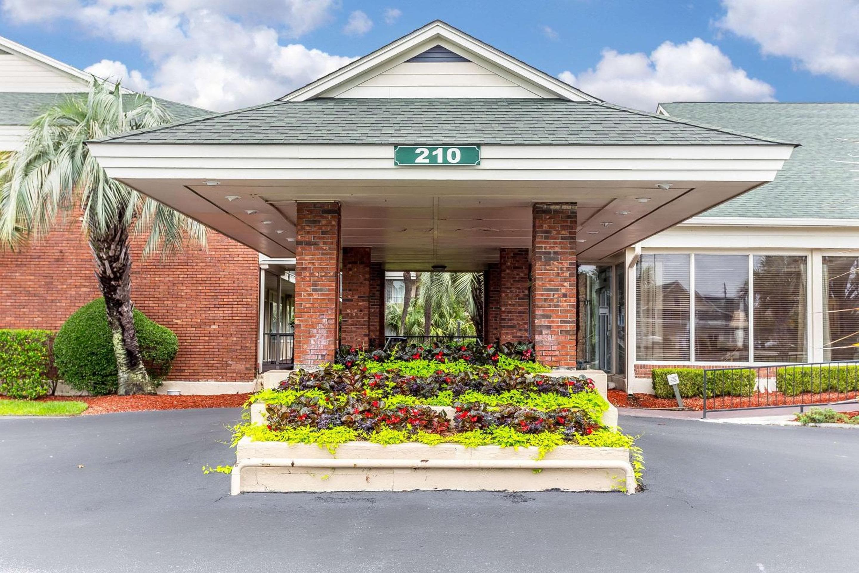 Quality Inn & Suites Georgetown