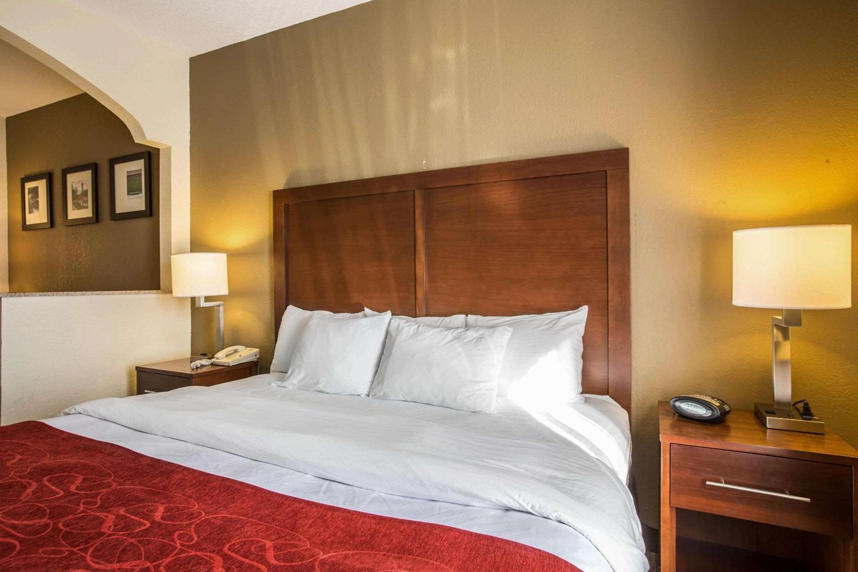 Quality Suites Morristown West