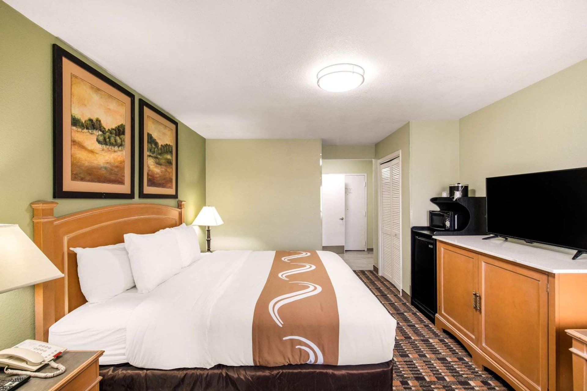 Quality Inn & Suites Plano East - Richardson