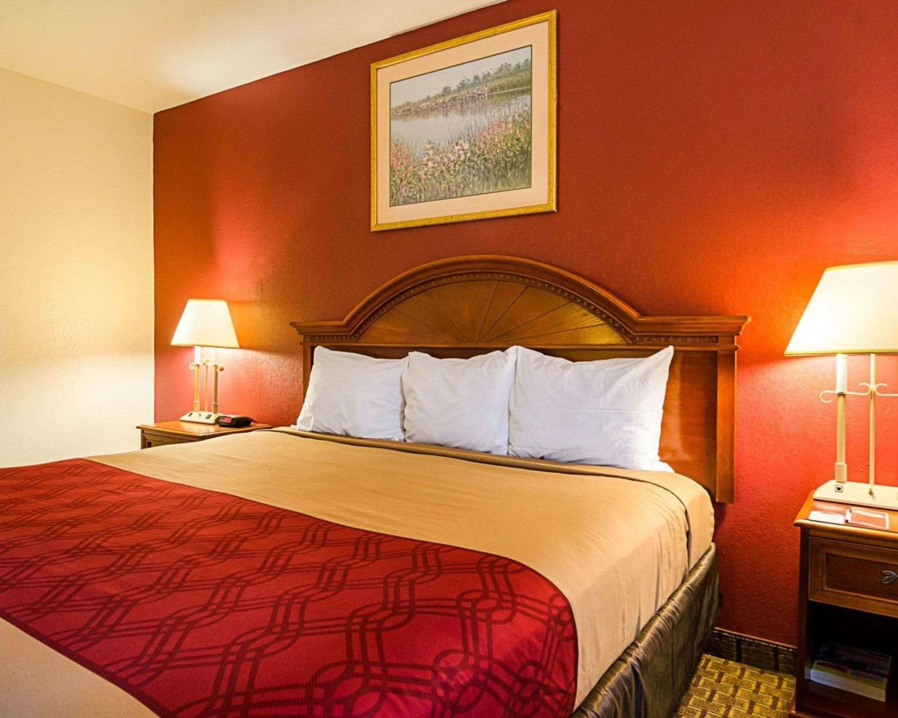 Econo Lodge Richmond North