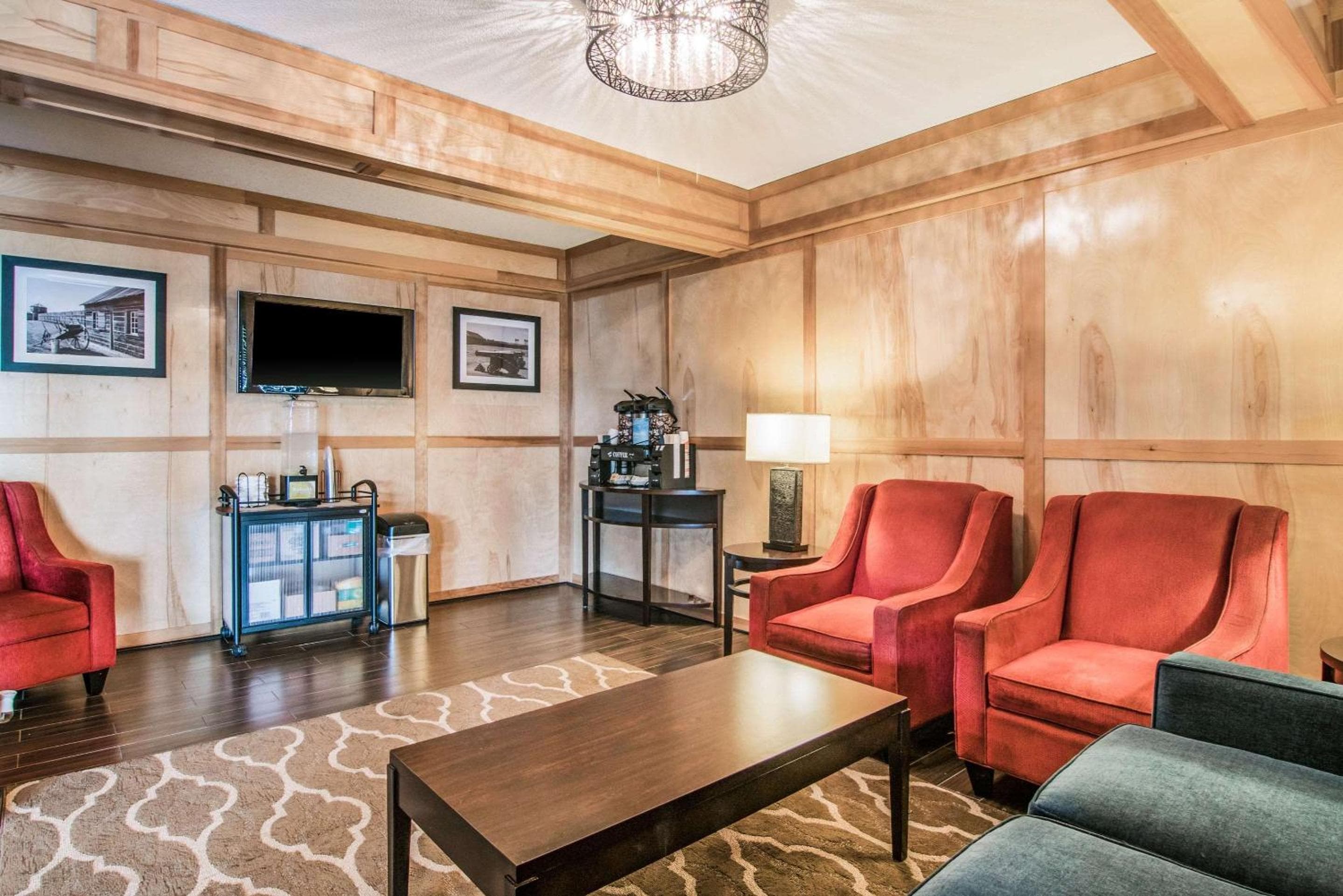 Comfort Inn & Suites Vancouver Downtown City Center