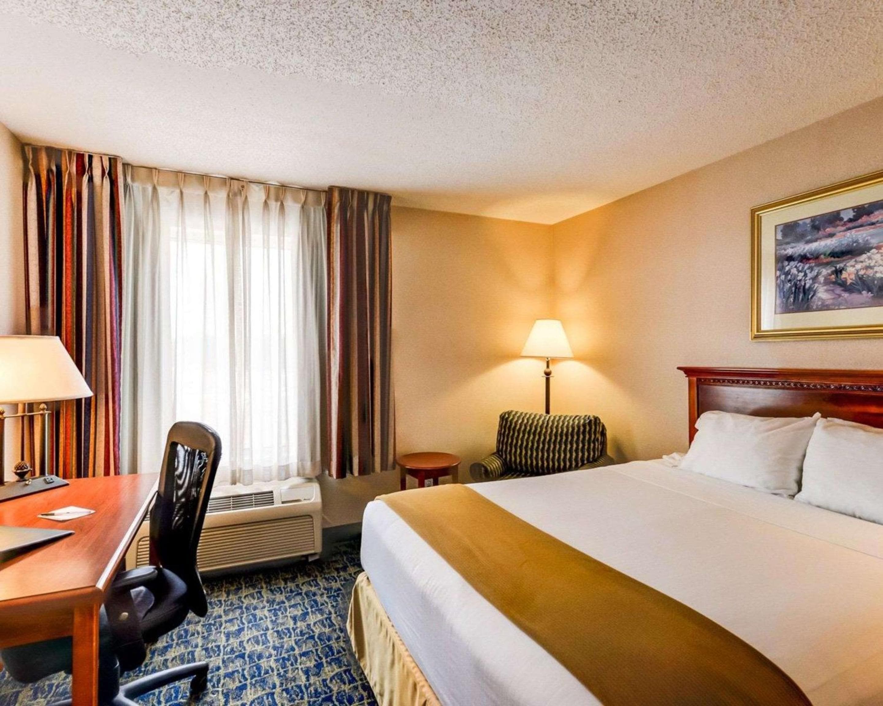 Quality Inn Spring Mills - Martinsburg North