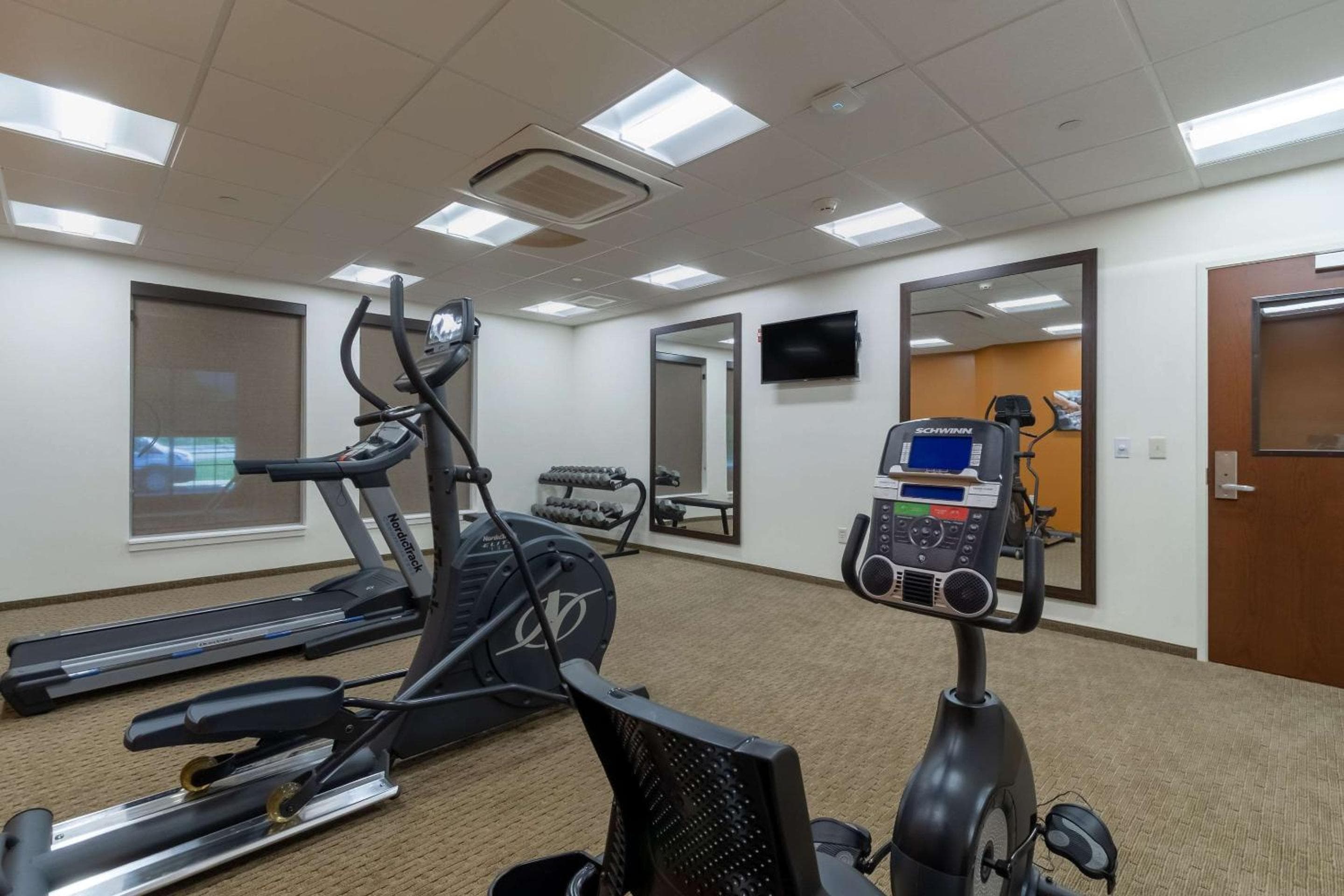 Comfort Inn & Suites - Harrisburg Airport - Hershey South