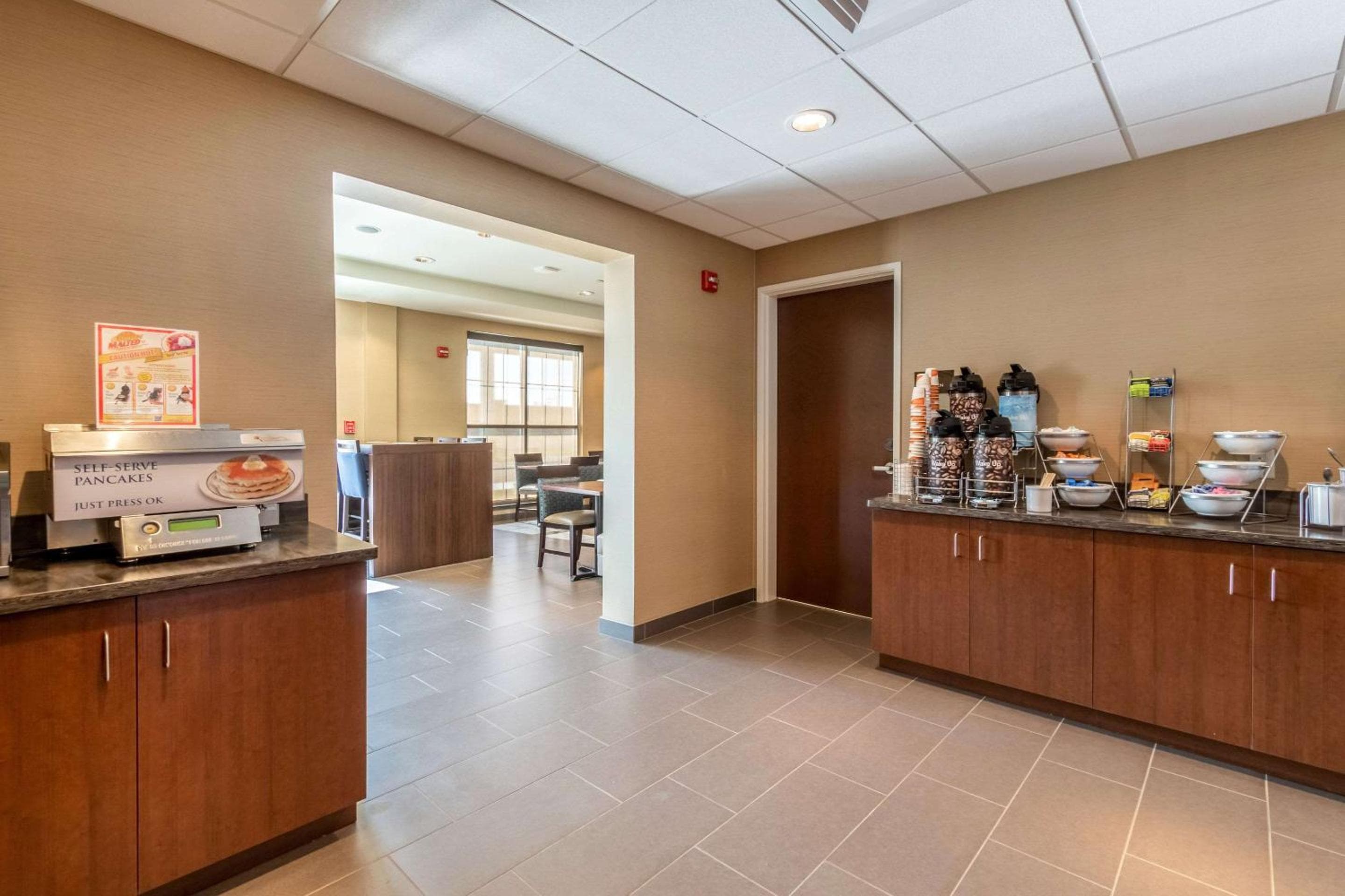 Comfort Inn & Suites - Harrisburg Airport - Hershey South