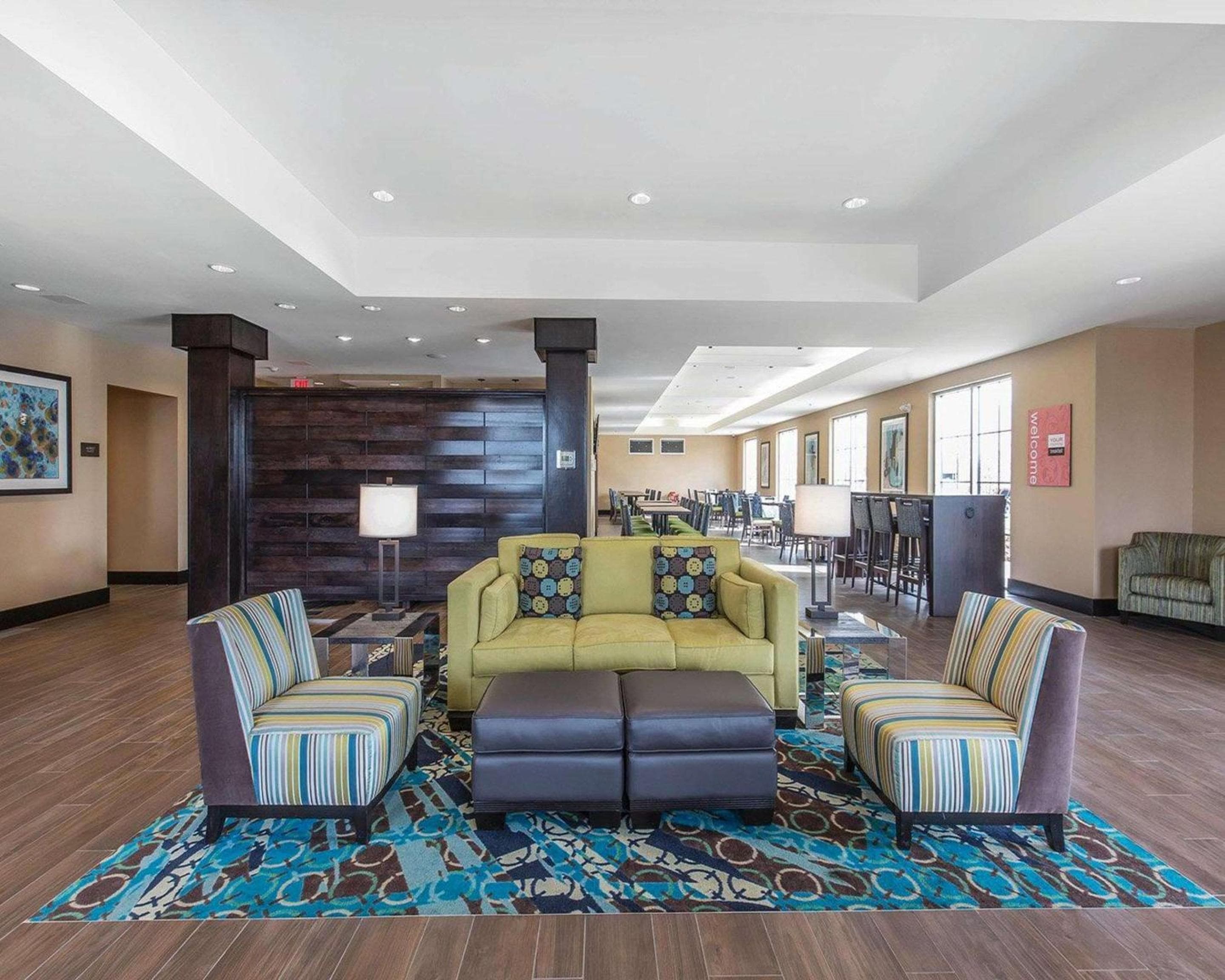 Comfort Inn & Suites Calgary Airport - North