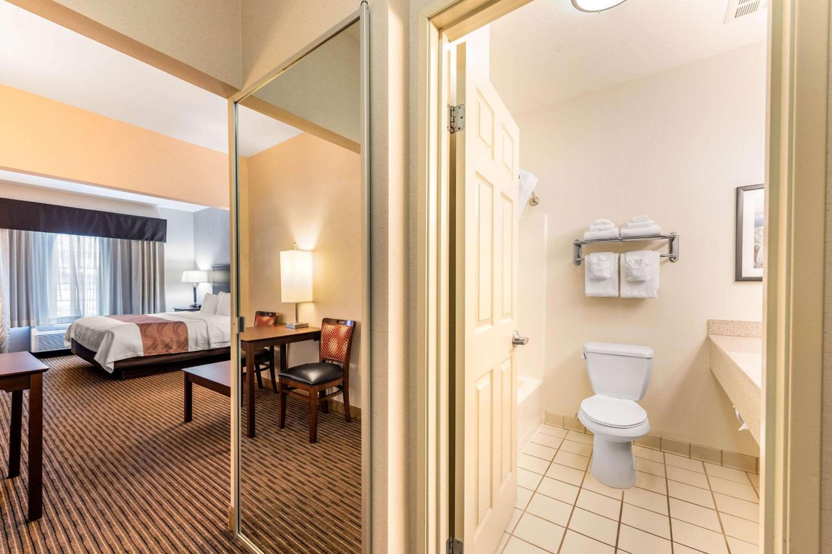 Quality Inn & Suites University Fort Collins