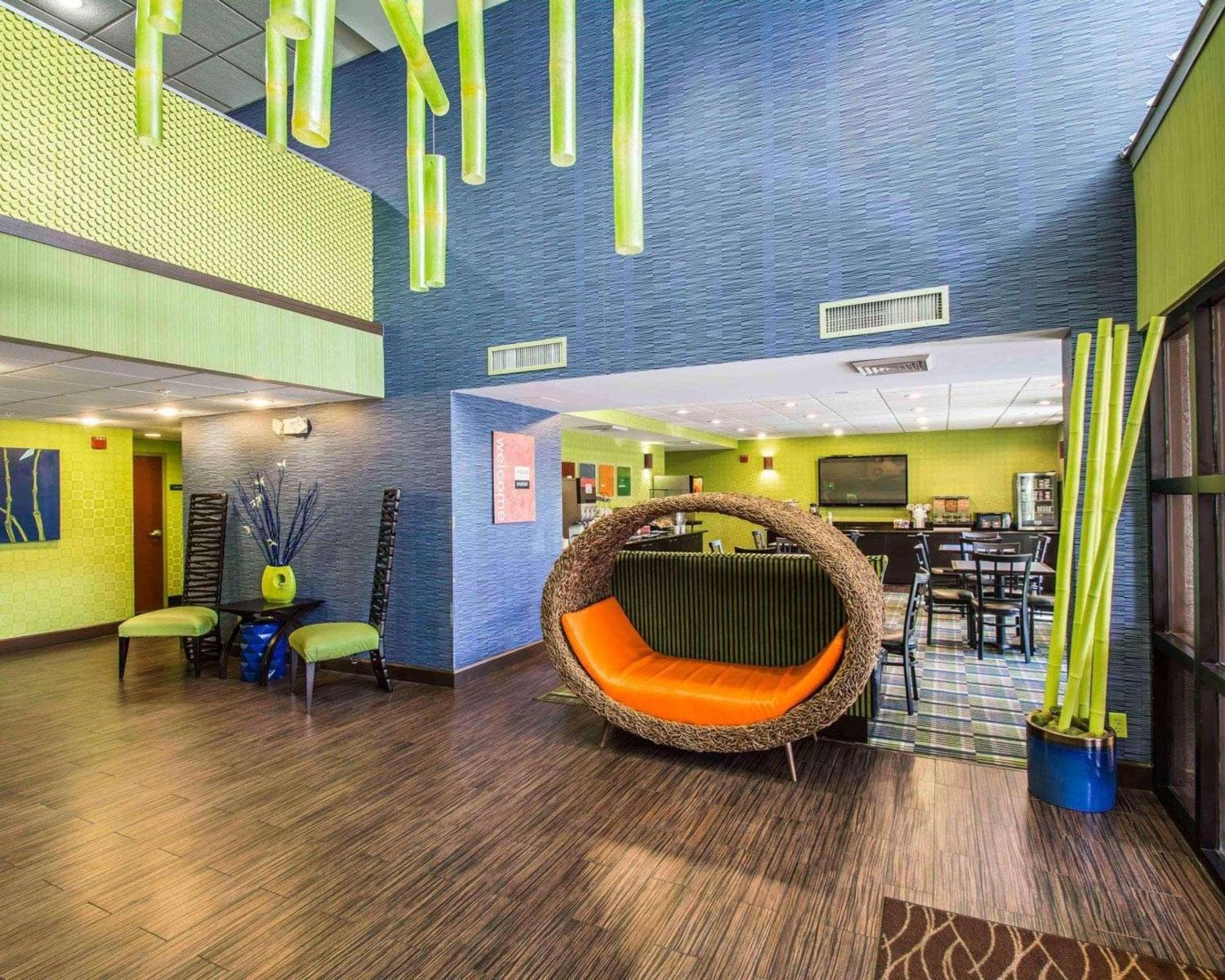 Comfort Inn & Suites Lantana - West Palm Beach South