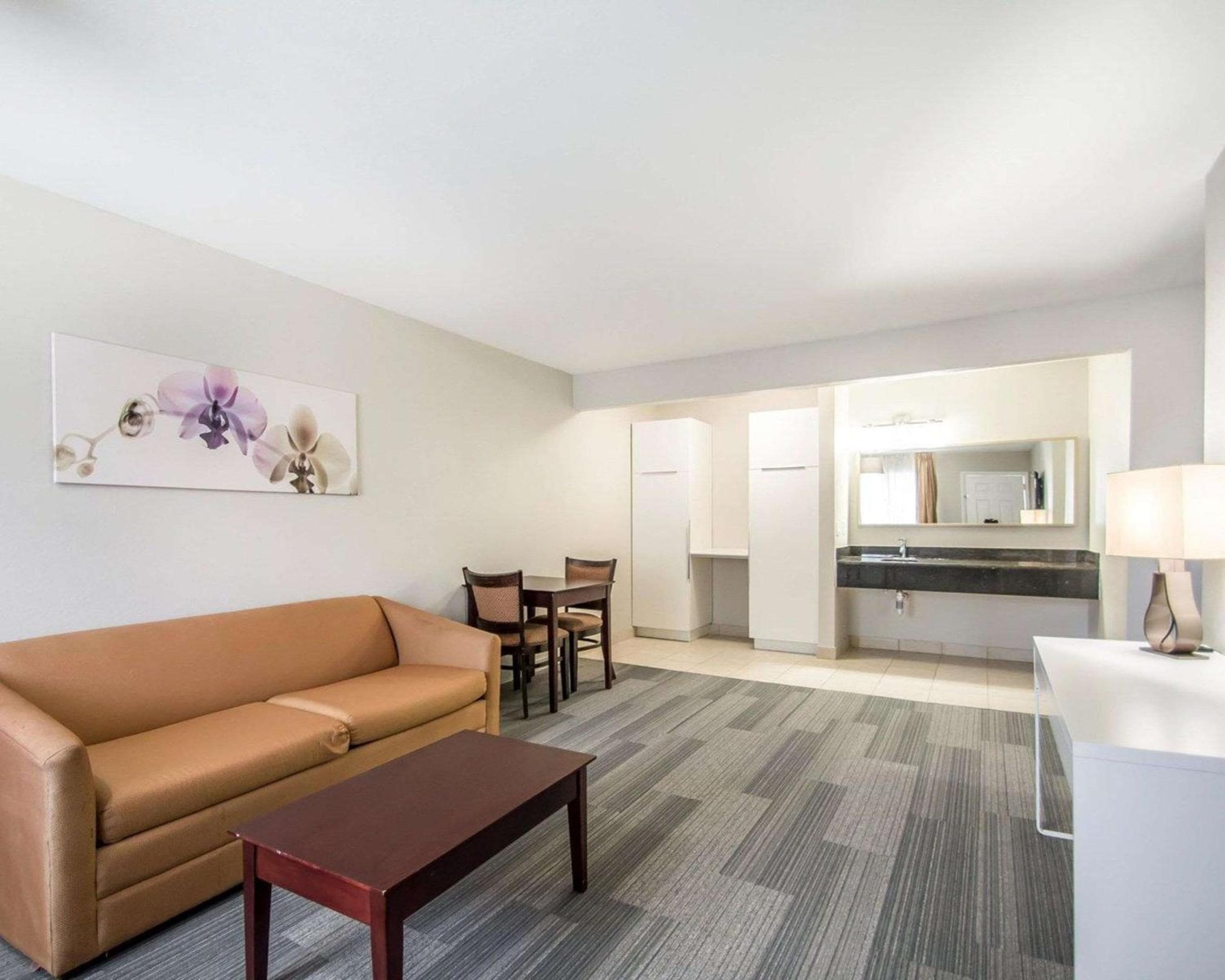 Quality Inn & Suites By the Parks