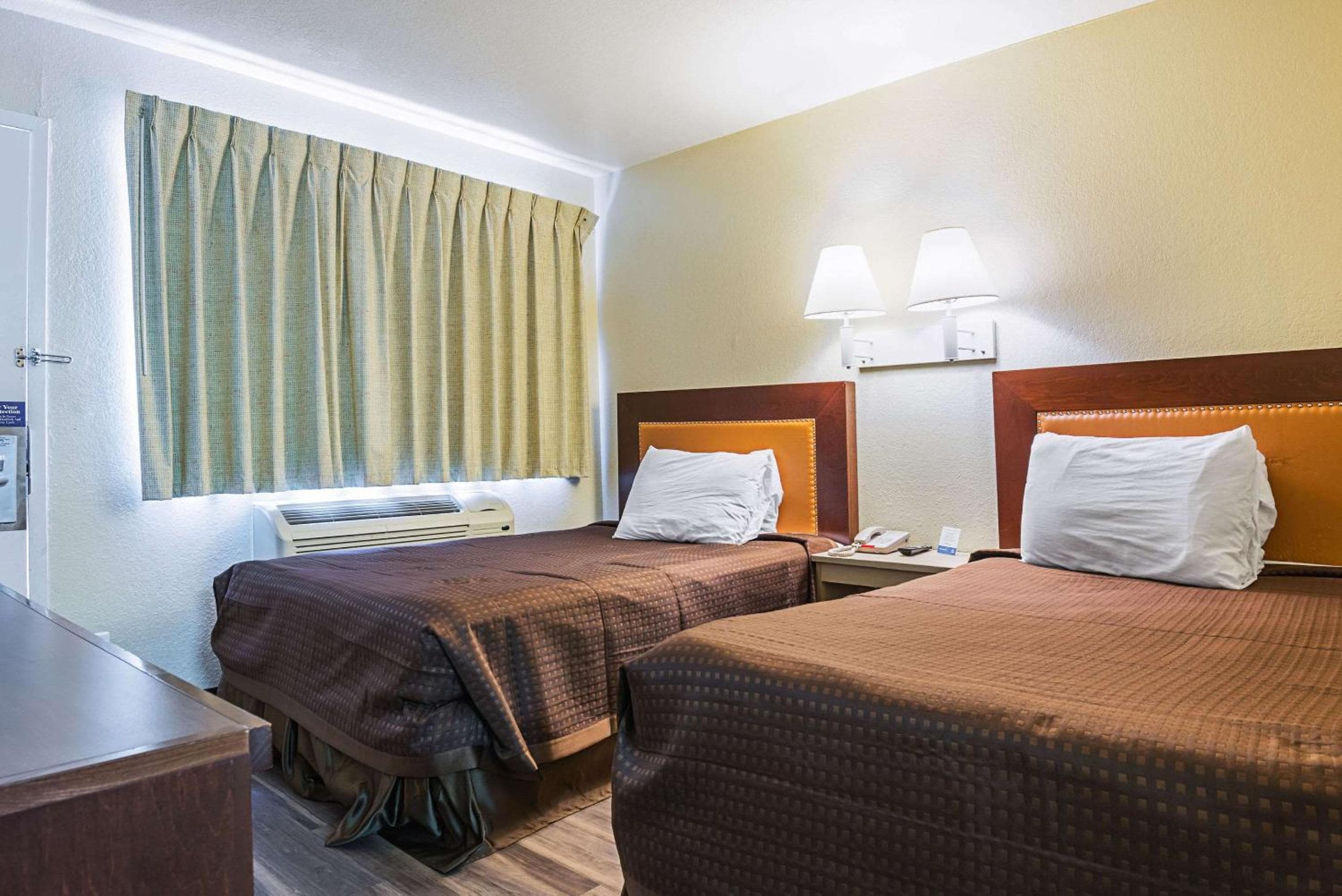 Rodeway Inn Kissimmee - Orlando Maingate West - Free Theme Park Shuttle