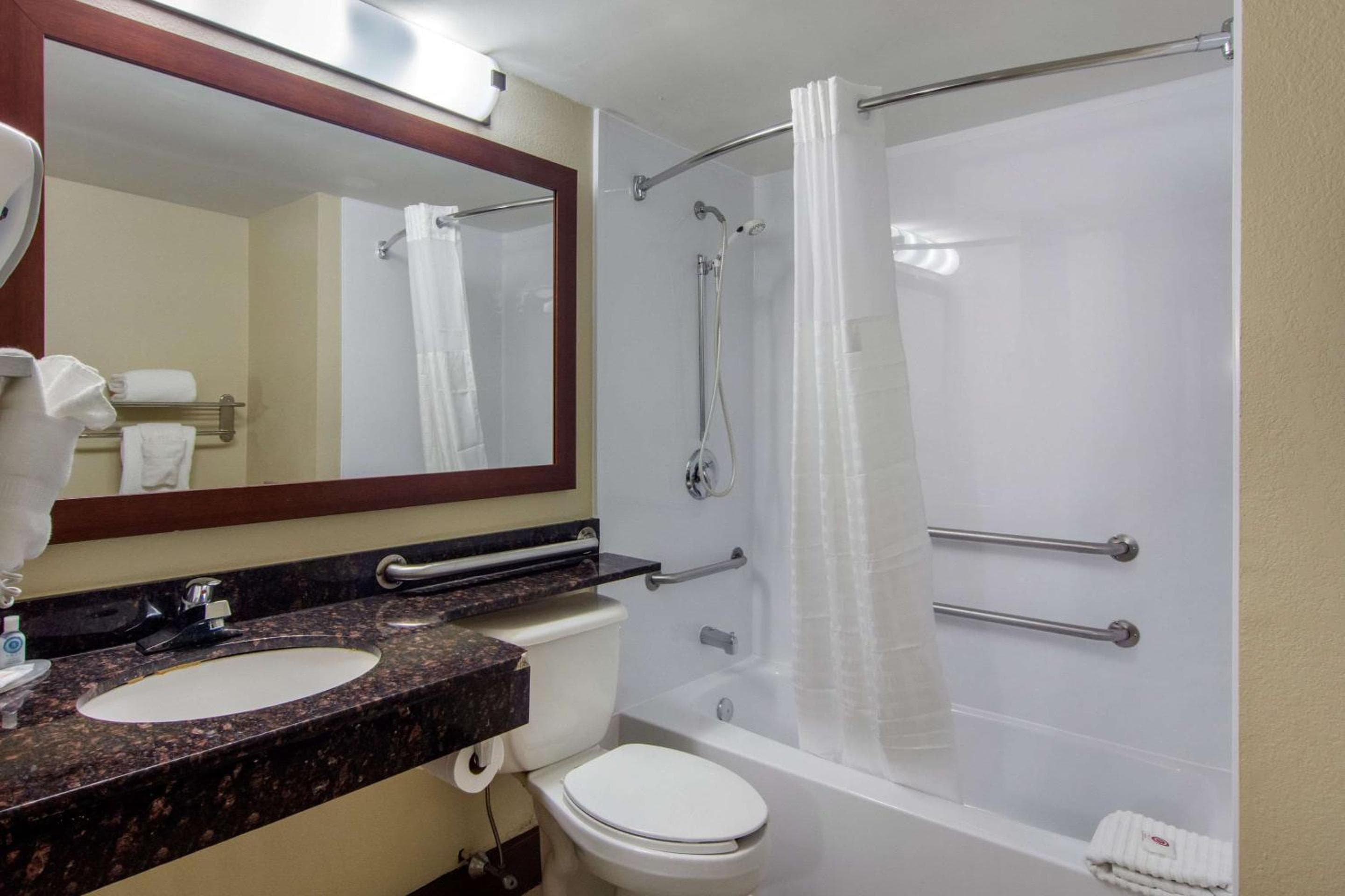 Best Western Plus Atlanta Sandy Springs Perimeter Hotel