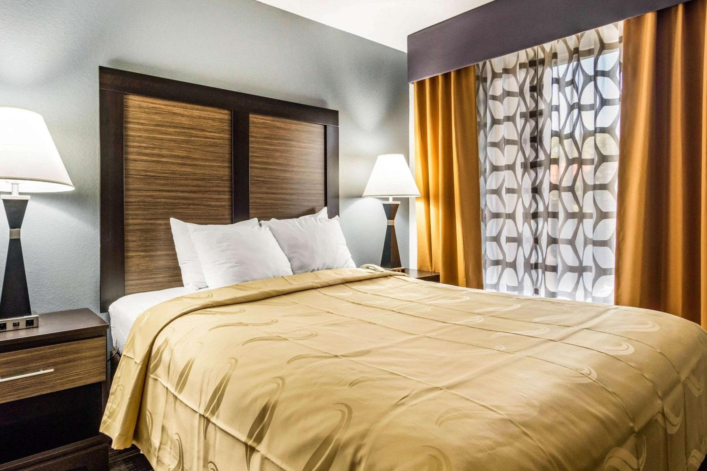 Quality Inn near Six Flags Douglasville