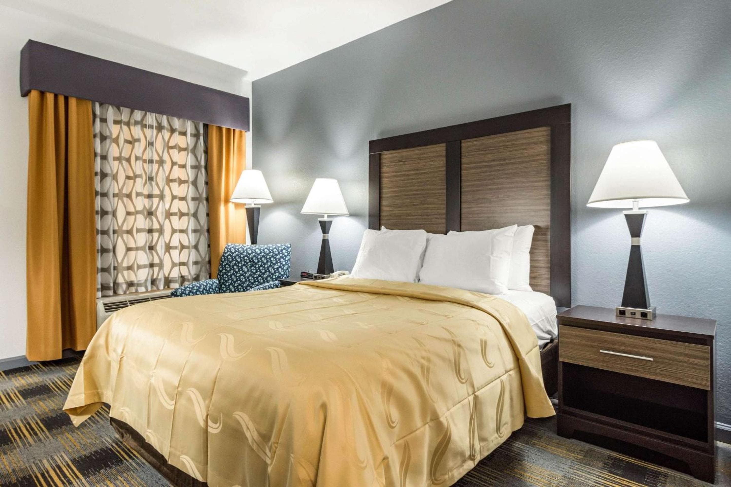Quality Inn near Six Flags Douglasville