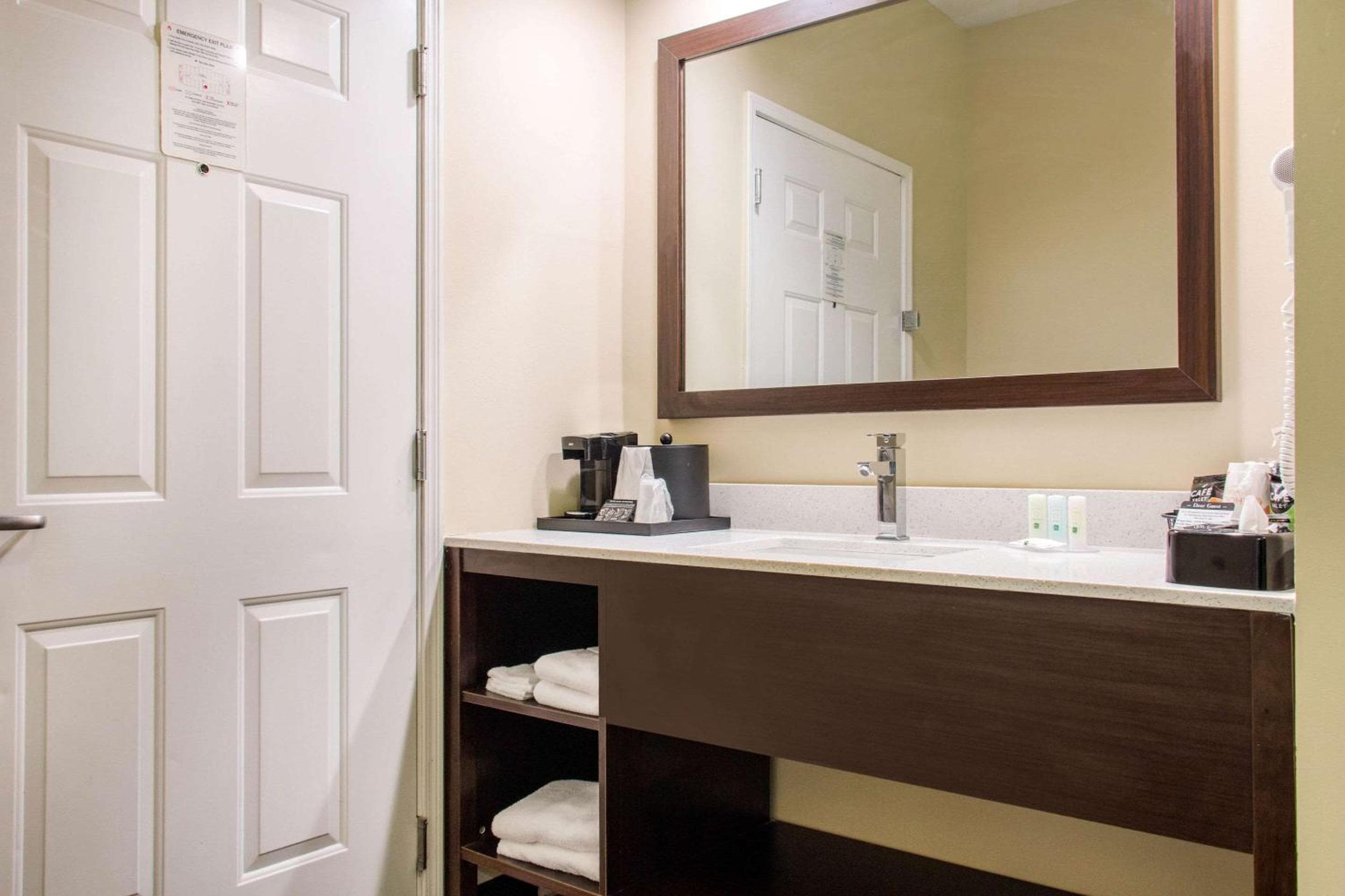 Quality Inn Pooler - Savannah I-95