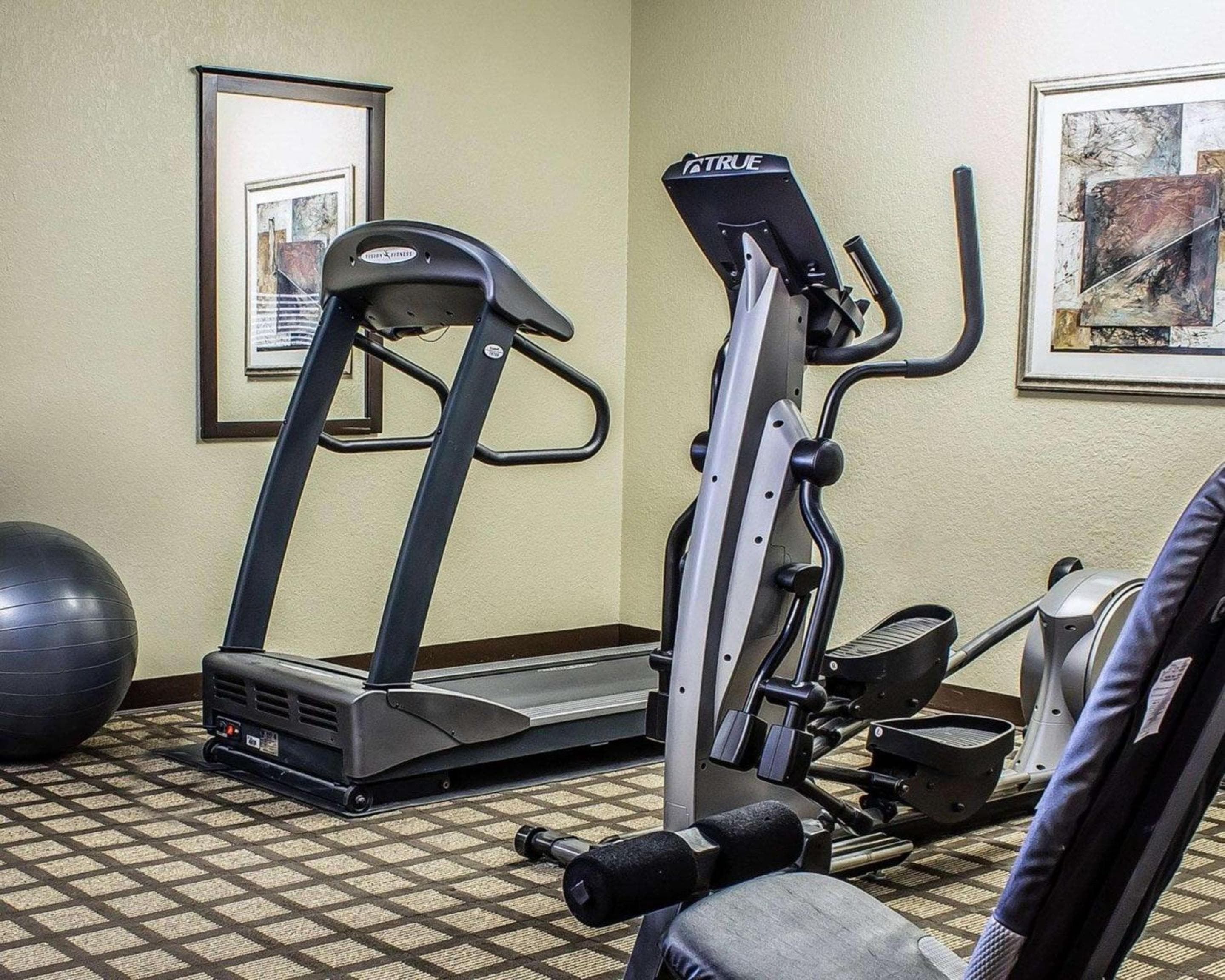 MainStay Suites Coralville - Iowa City